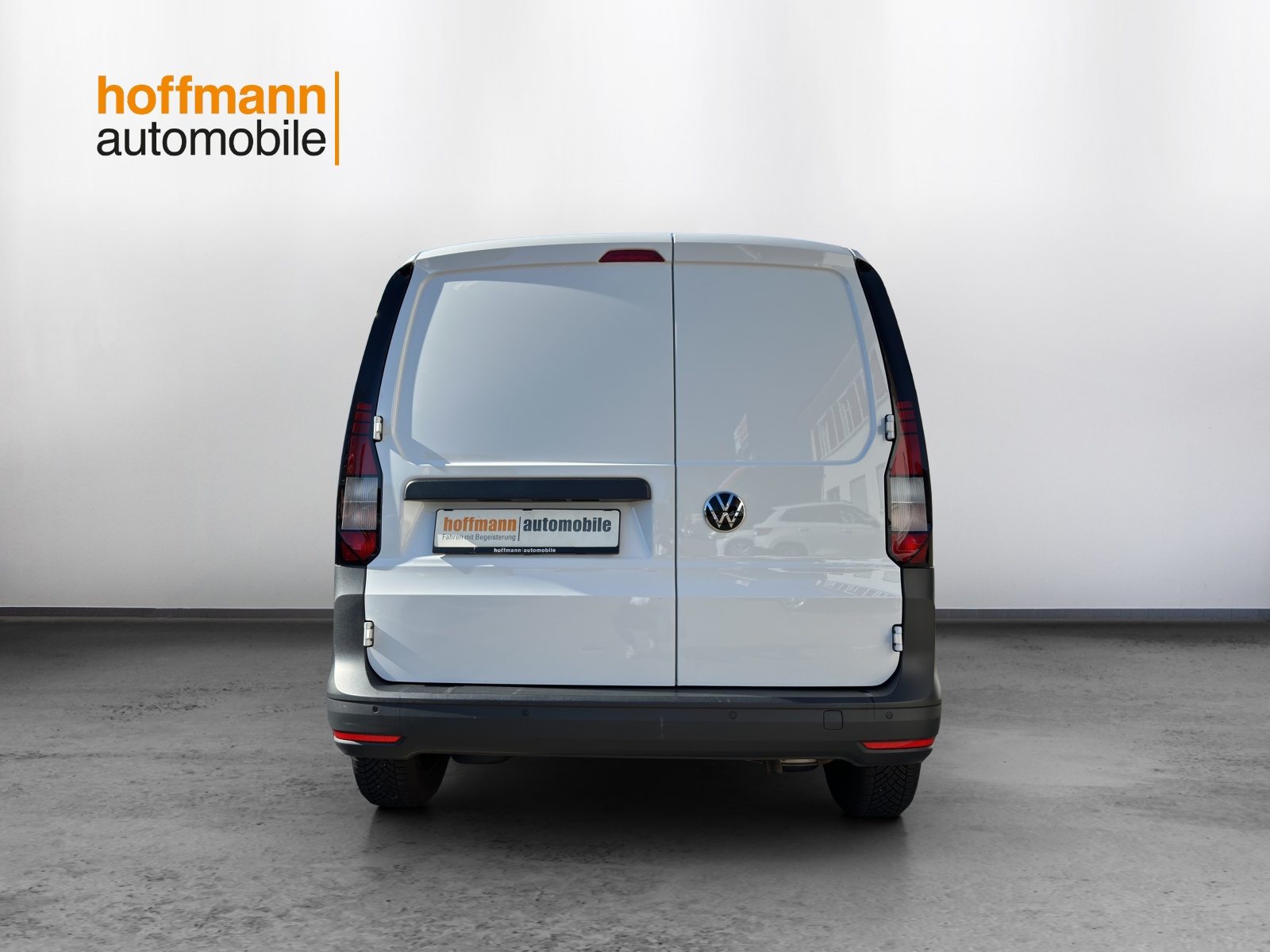 VW Caddy Cargo Entry, Petrol, Second hand / Used, Manual - 5