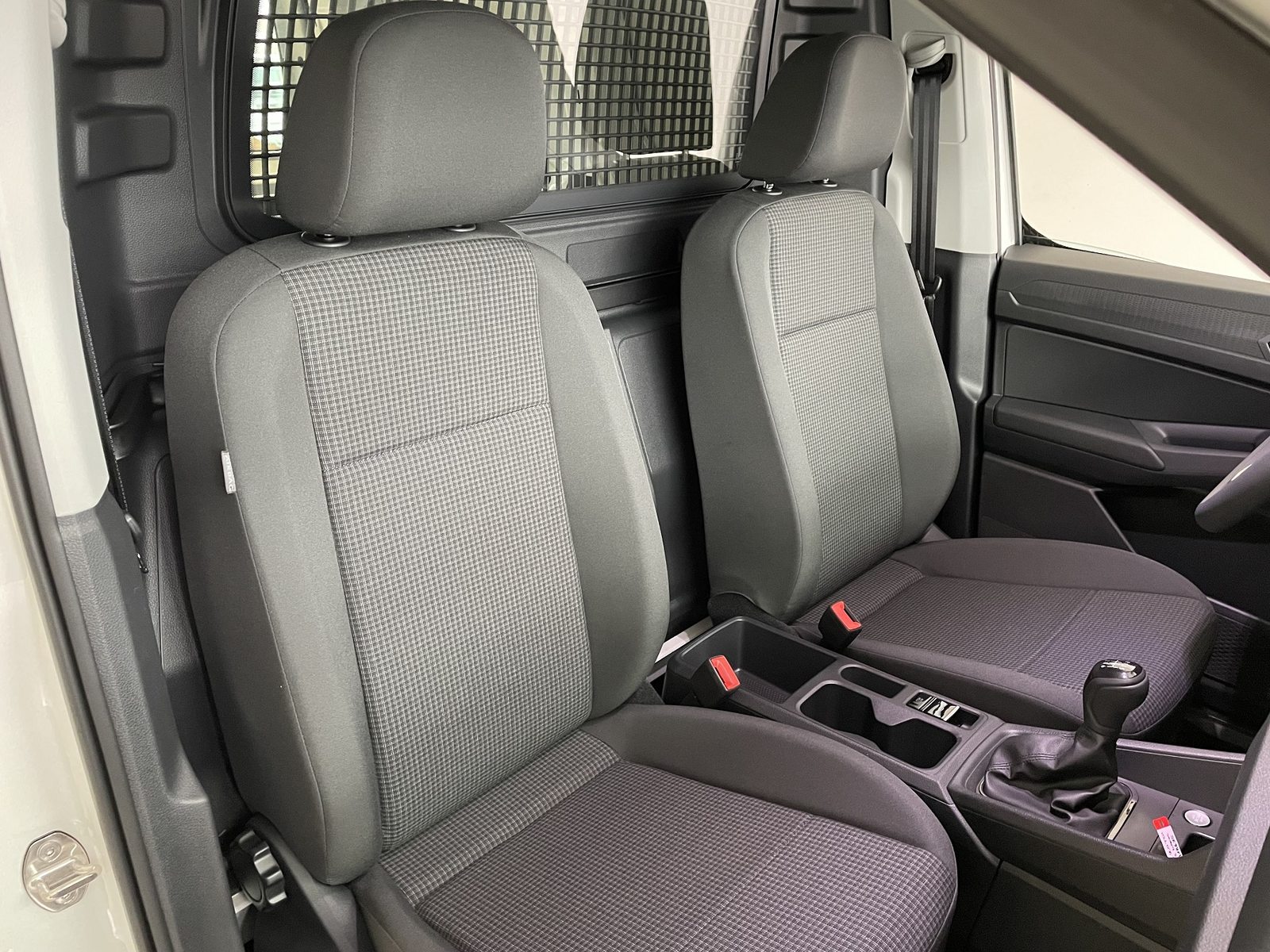 VW Caddy Cargo Entry, Diesel, Occasion / Gebraucht, Handschaltung - 5