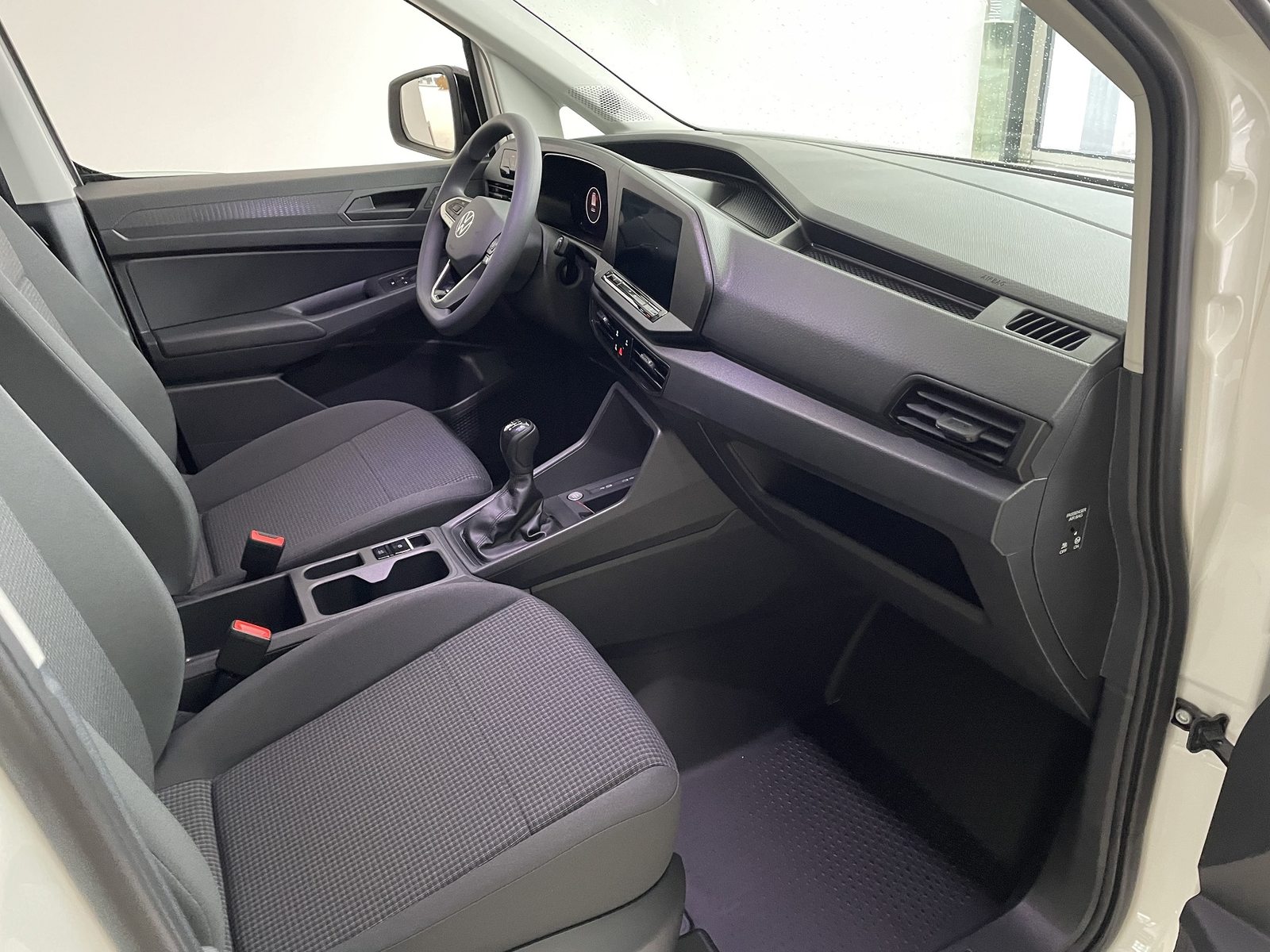 VW Caddy Cargo Entry, Diesel, Occasion / Gebraucht, Handschaltung - 6