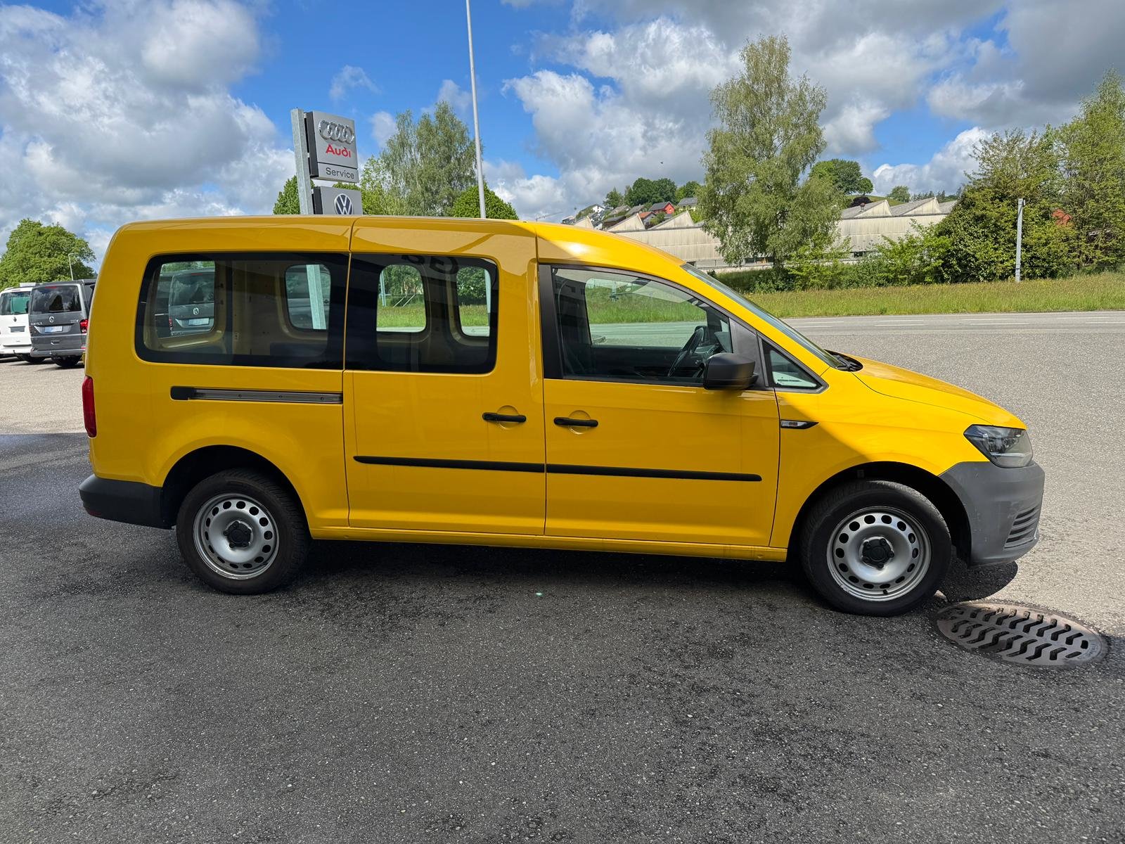 VW Caddy Maxi 2.0TDI 4Motion BlueMotion Technology DSG 4x4, Diesel, Second hand / Used, Automatic - 5