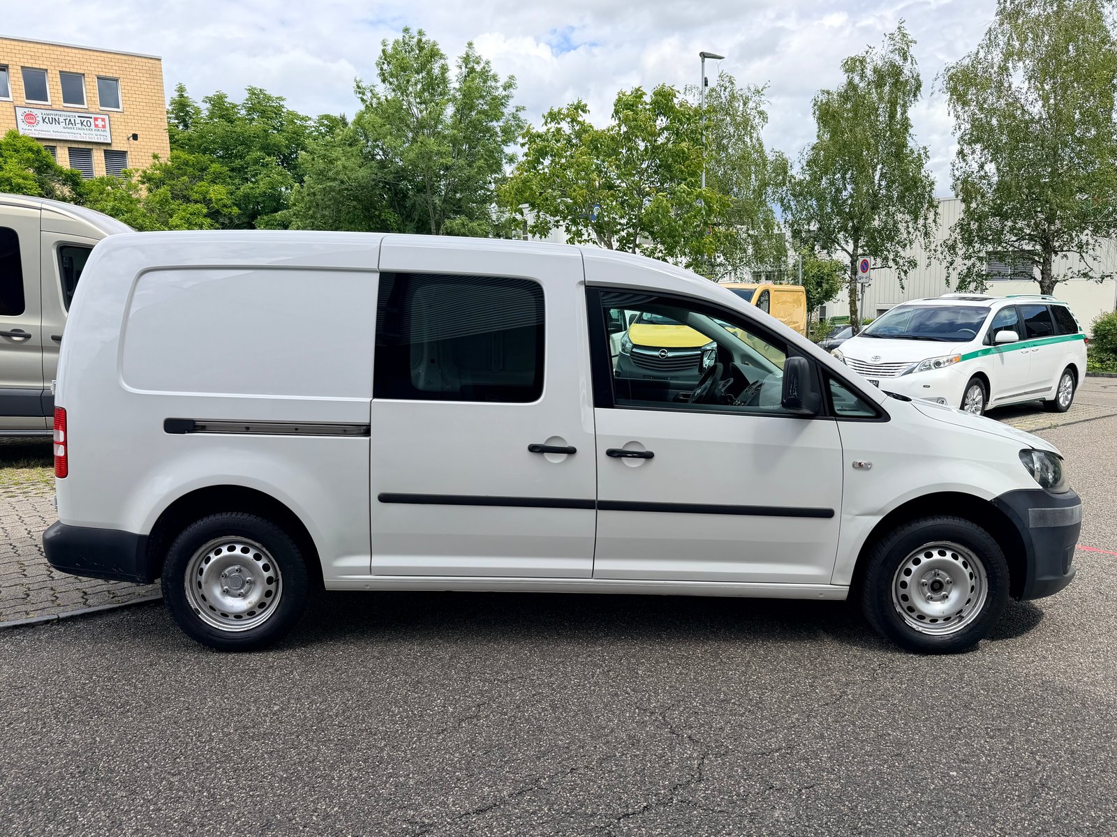 VW Caddy Maxi 1.6 TDI DSG, Diesel, Occasion / Utilisé, Automatique - 2