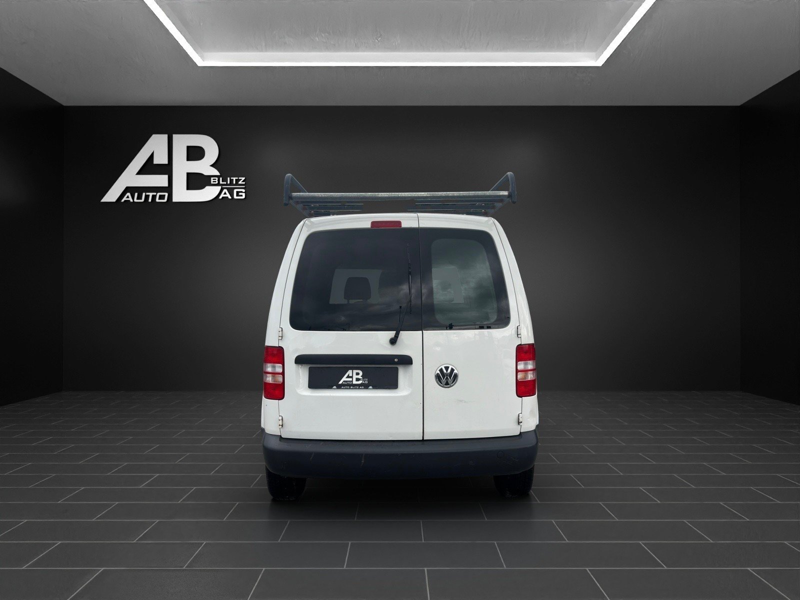 VW Caddy 2.0 TDI 4Motion, Diesel, Occasion / Gebraucht, Handschaltung - 4