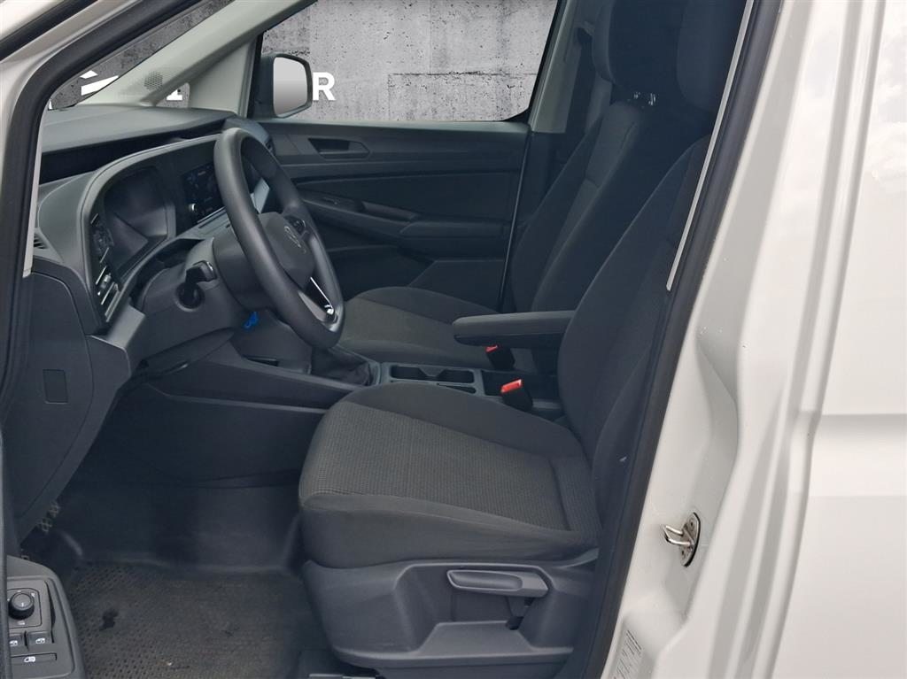 VW Caddy Cargo Entry, Petrol, Second hand / Used, Manual - 7