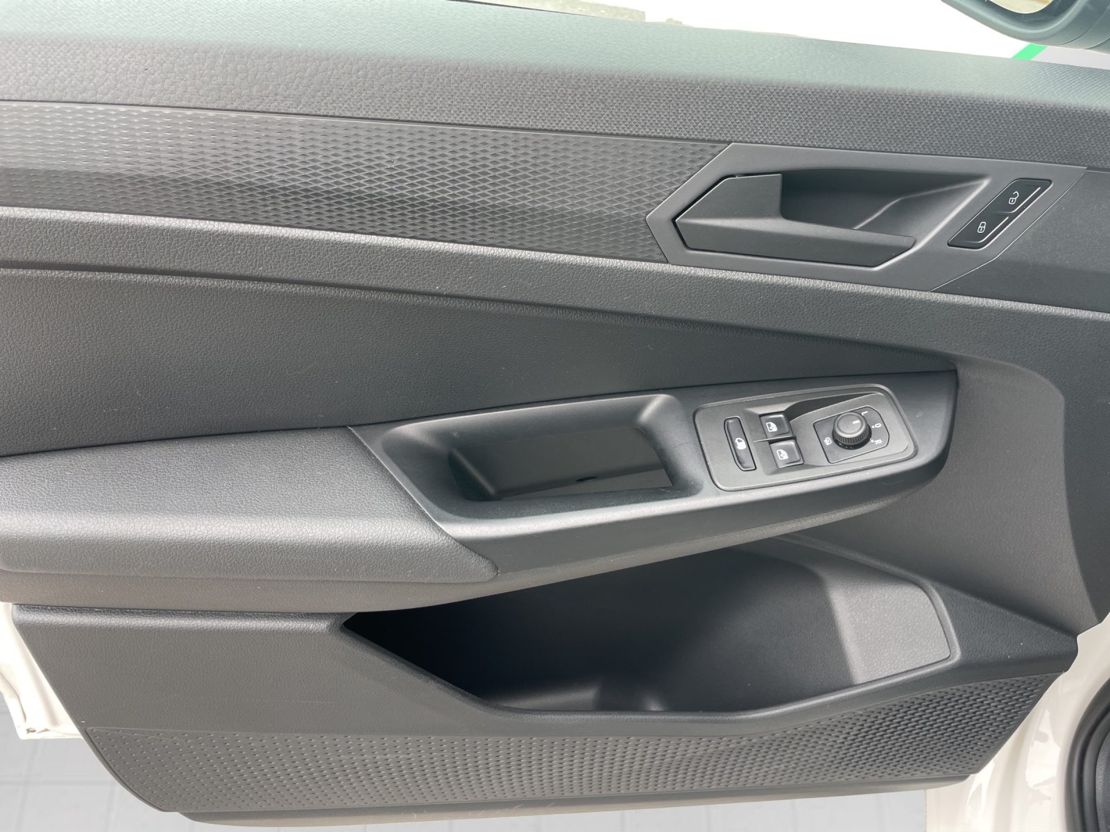 VW Caddy Cargo Entry, Essence, Occasion / Utilisé, Automatique - 6
