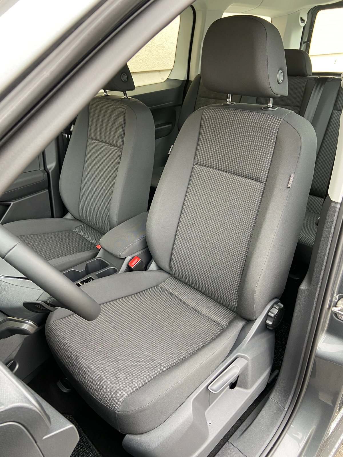 VW Caddy Maxi Kombi 2.0 TDi DSG Rollstuhltransport 5+1 Plät, Diesel, Auto nuove, Automatico - 5