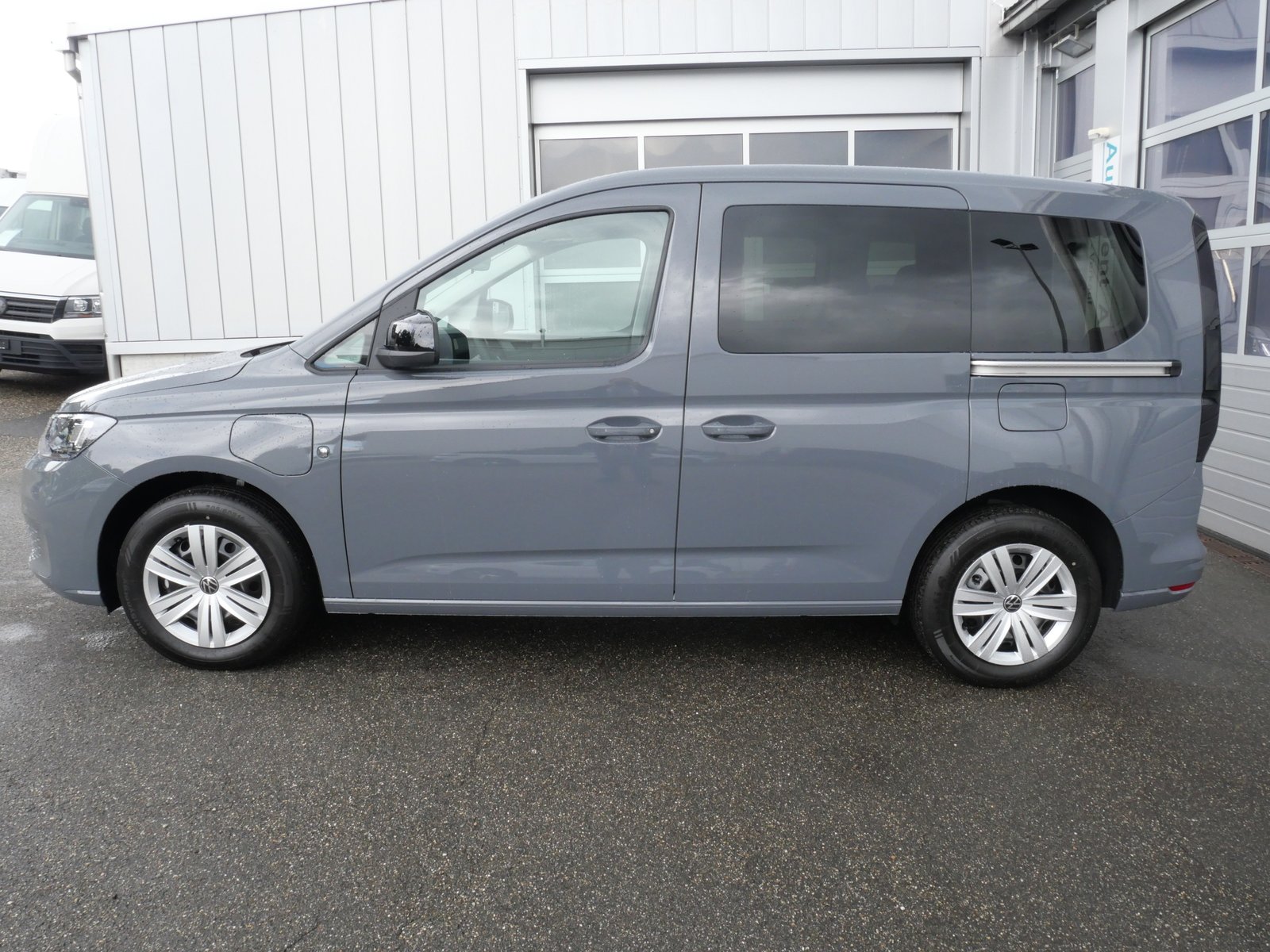 VW Caddy 1.5 TSI Plug in Hybrid DSG *5 Jahre Garantie*, Plug-in-Hybrid Benzina/Elettrica, Auto nuove, Automatico - 2
