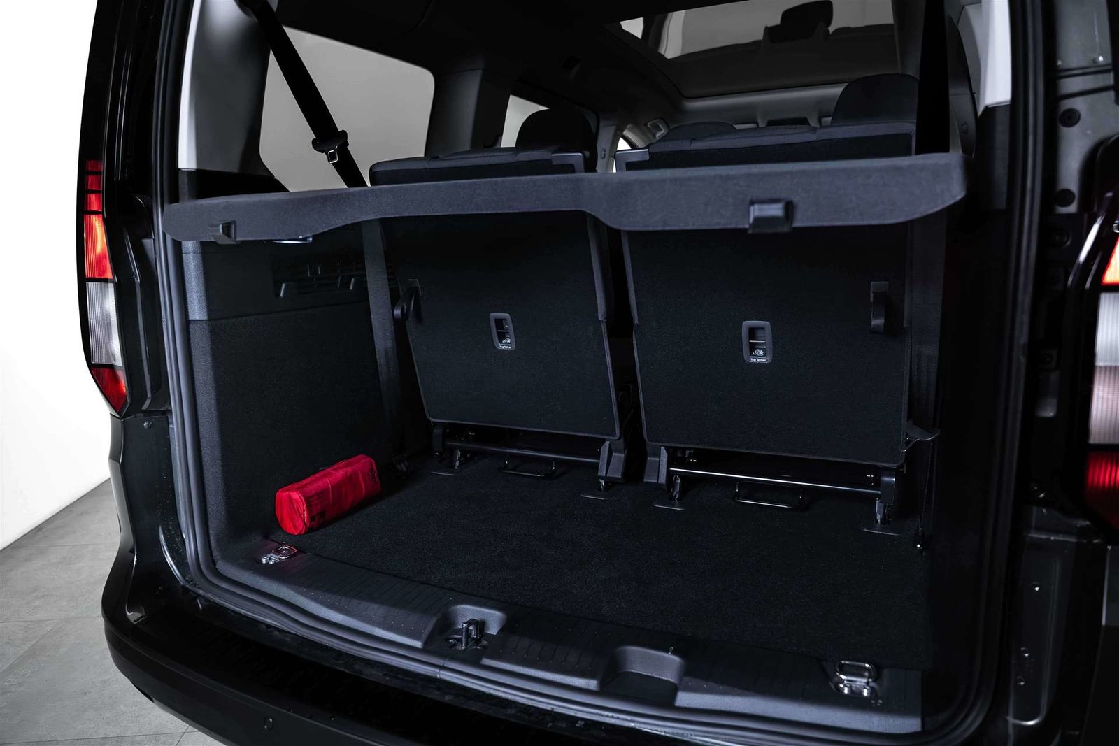 VW Caddy Maxi 2.0 TDi 4Motion 7-Plätzer, Diesel, Neuwagen, Handschaltung - 6