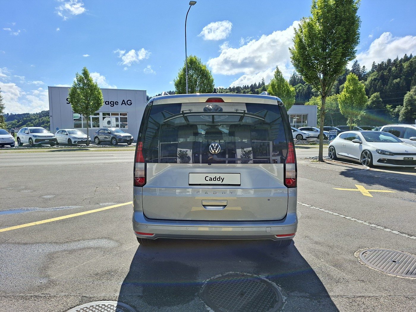 VW Caddy Liberty, Full-Hybrid Petrol/Electric, New car, Automatic - 6