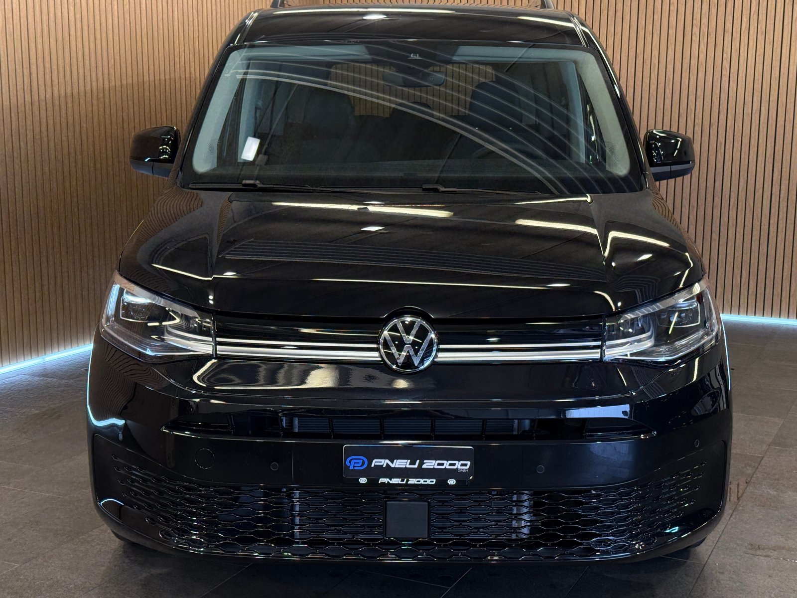 VW Caddy Maxi 1.5 TSI Style DSG 7 Sitze * Deep Black *, Benzina, Auto nuove, Automatico - 2