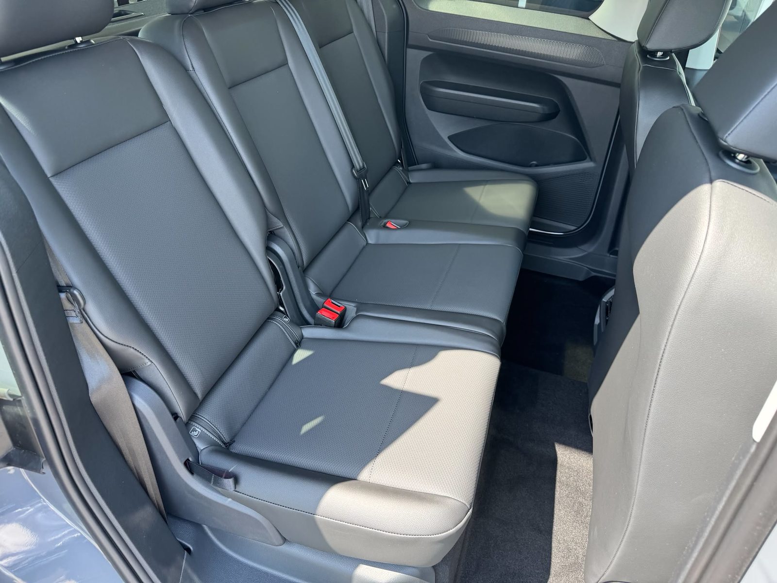 VW Caddy Liberty, Diesel, Voiture nouvelle, Manuelle - 5