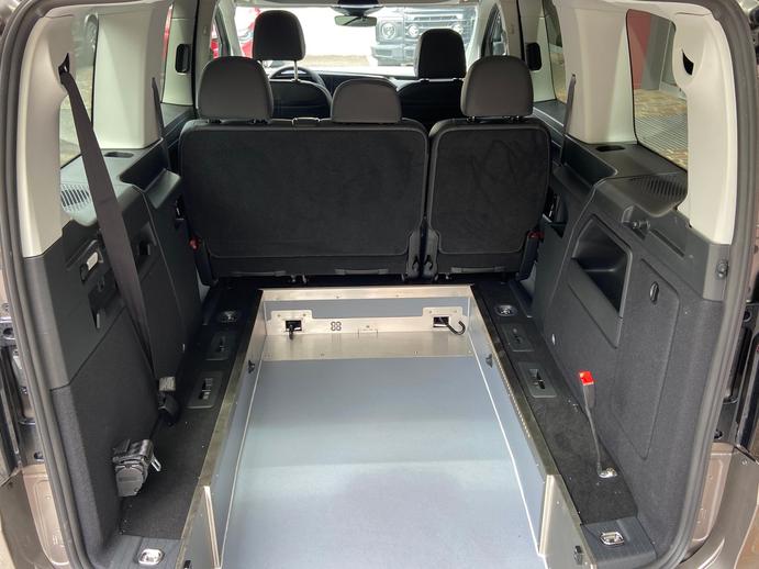 VW Caddy Maxi Kombi Premium 1.5 TSI DSG Rollstuhltransport 5, Benzin, Neuwagen, Automatik