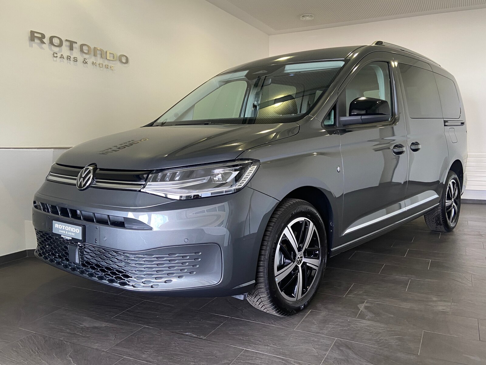 VW Caddy Maxi Kombi Premium 1.5 TSI DSG Rollstuhltransport 5, Benzina, Auto nuove, Automatico - 2
