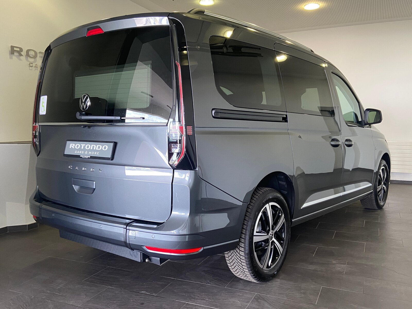 VW Caddy Maxi Kombi Premium 1.5 TSI DSG Rollstuhltransport 5, Benzina, Auto nuove, Automatico - 3