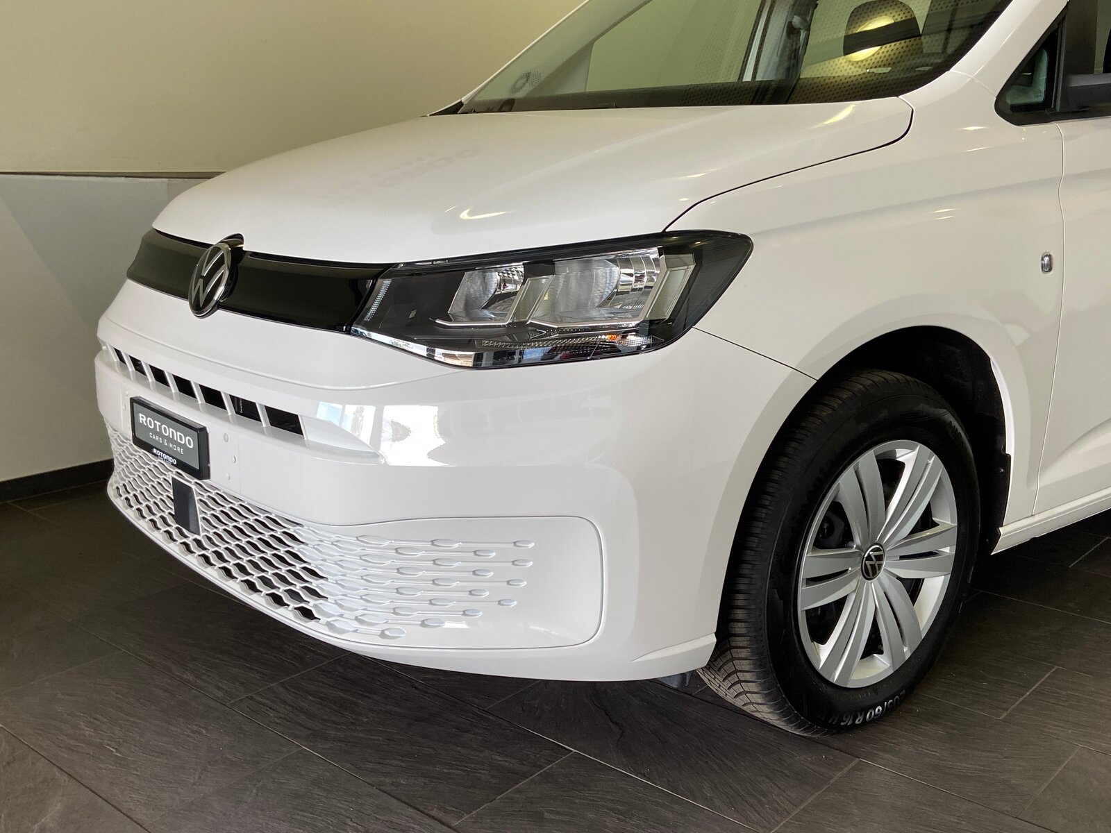 VW Caddy Maxi Kombi 2.0 TDi DSG Rollstuhltransport 5+1 Plät, Diesel, Auto nuove, Automatico - 4