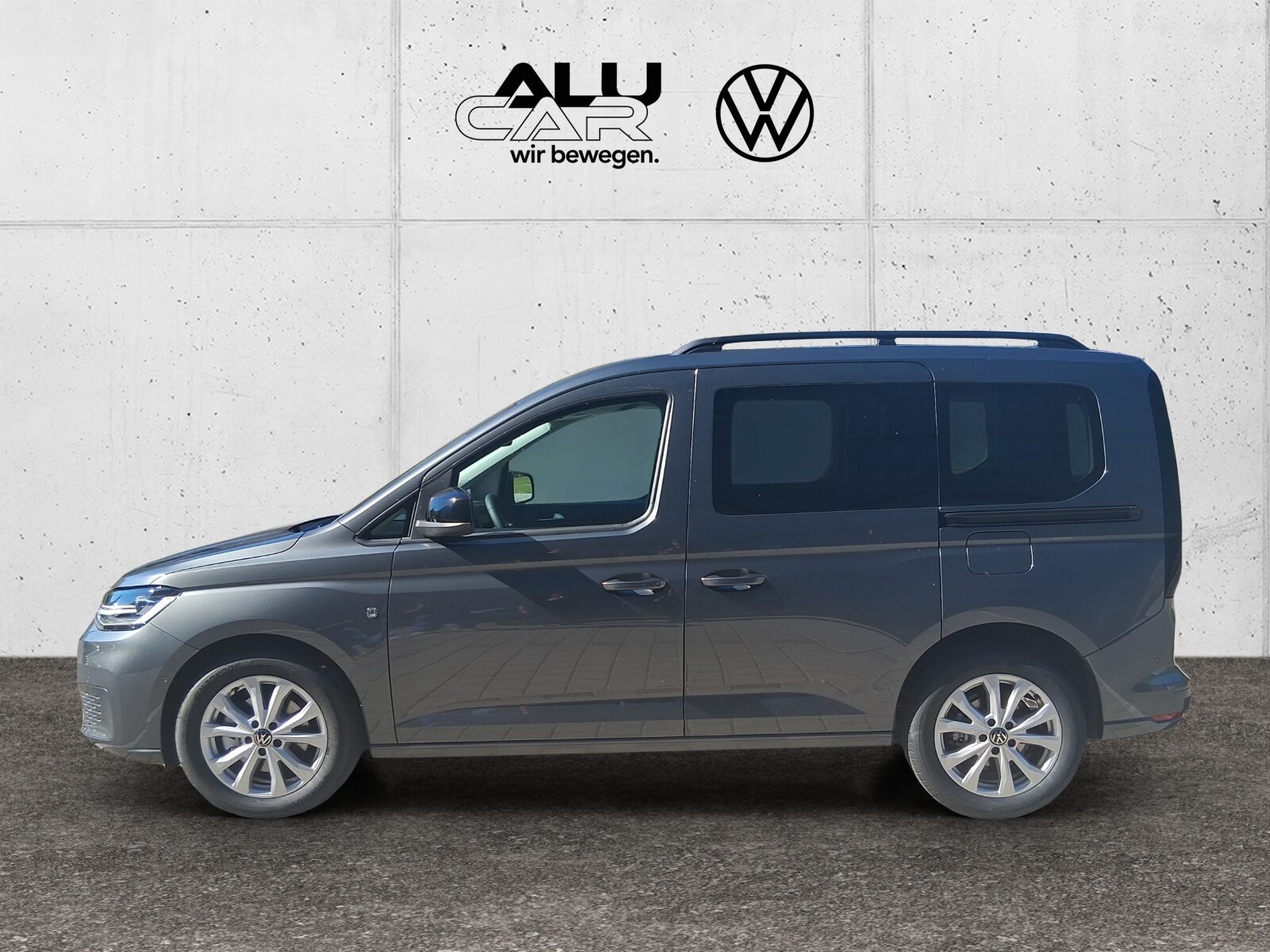 VW Caddy Life, Diesel, New car, Manual - 2