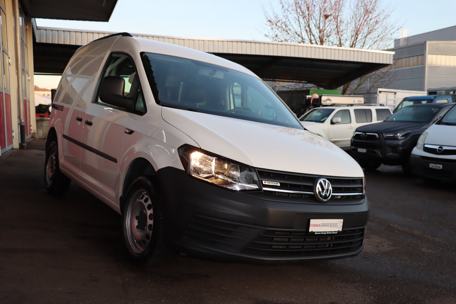 VW Caddy 2.0TDI 4Motion BlueMotion Technology DSG, Diesel, Second hand / Used, Automatic - 4