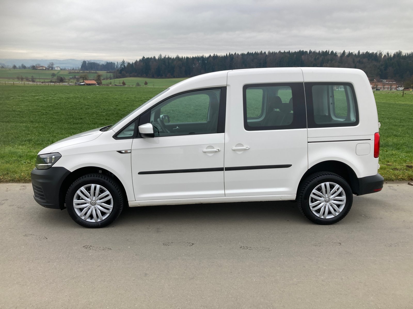 VW Caddy 2.0TDI 4Motion BlueMotion Technology, Diesel, Occasion / Utilisé, Manuelle - 5