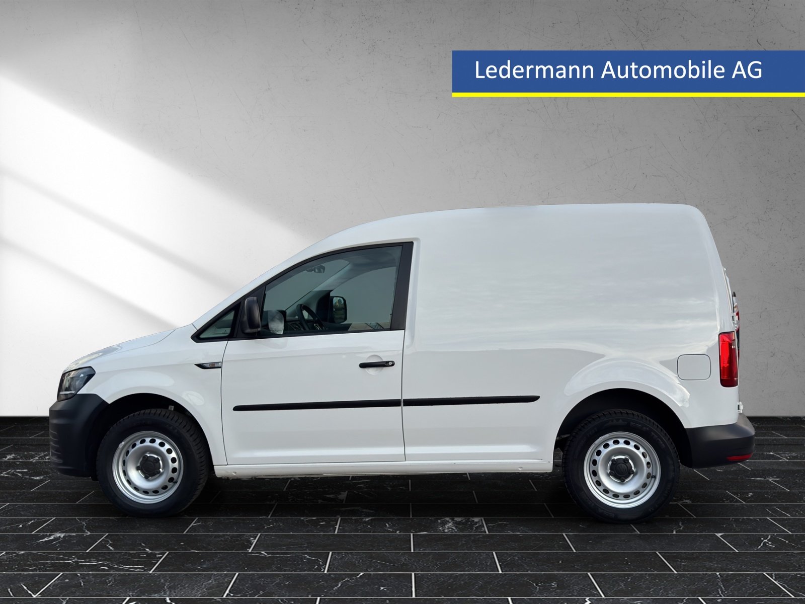 VW Caddy 1.2 TSI Entry BlueMotion Technology, Essence, Occasion / Utilisé, Manuelle - 2