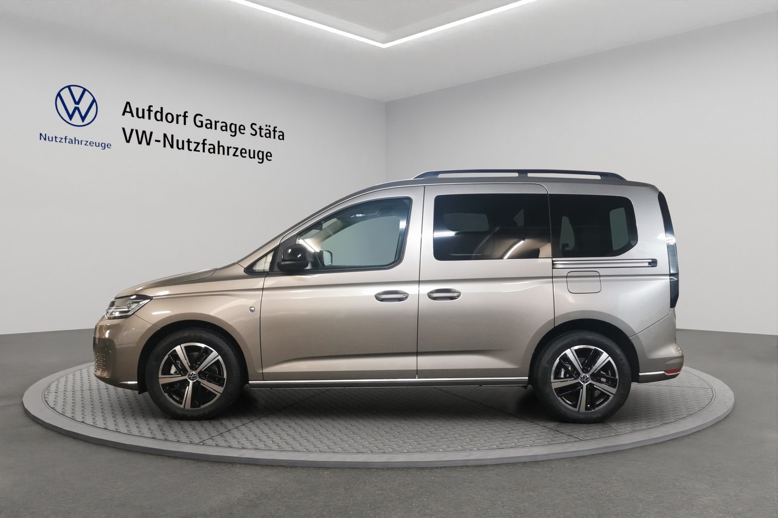 VW Caddy, Benzin, Occasion / Gebraucht, Automatik - 2