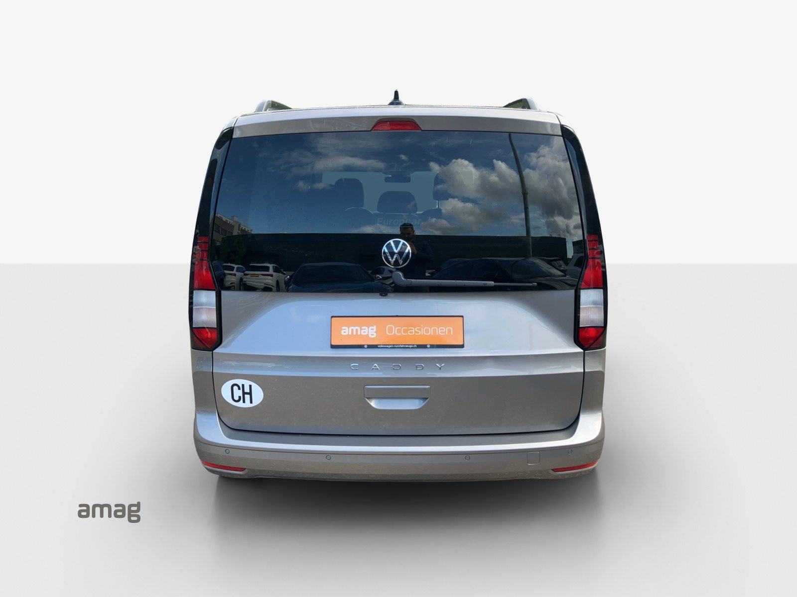 VW Caddy Life Maxi, Petrol, Second hand / Used, Automatic - 4