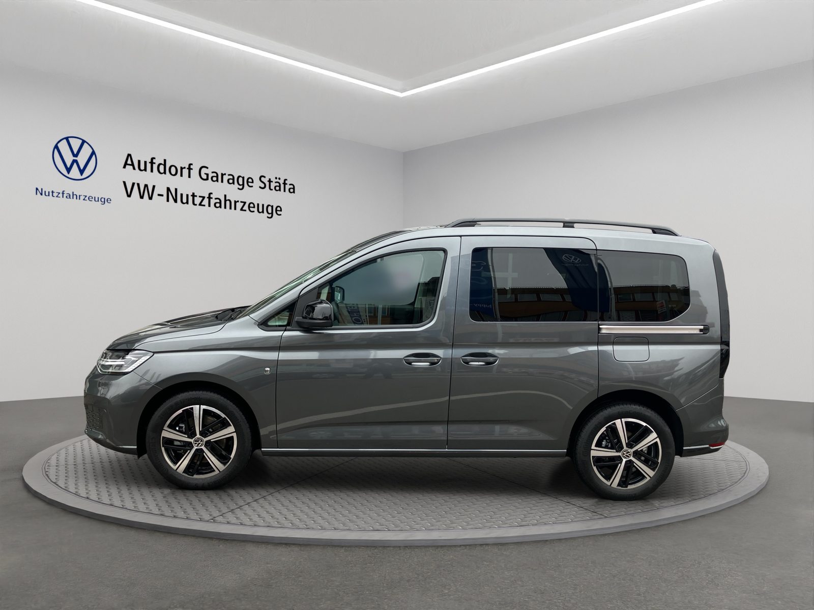 VW Caddy, Essence, Occasion / Utilisé, Automatique - 2