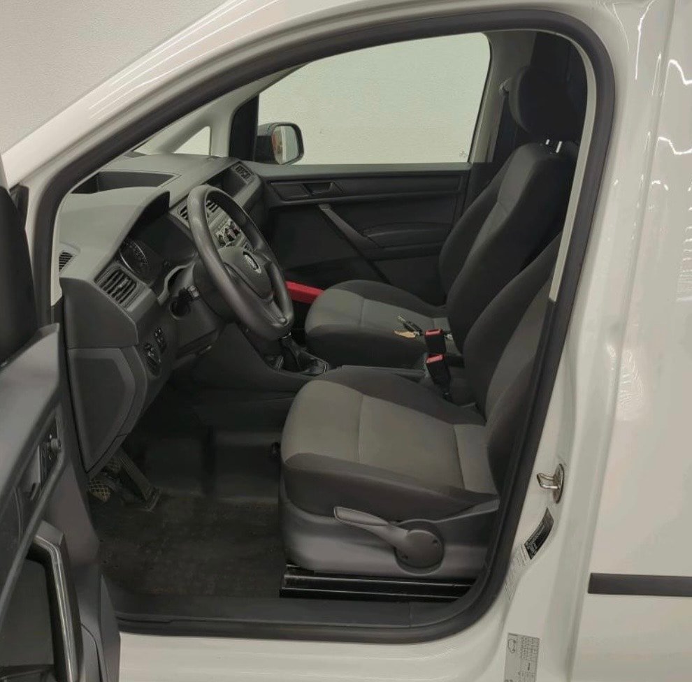 VW Caddy Maxi 2.0TDI 4Motion BlueMotion Technology, Diesel, Occasion / Gebraucht, Handschaltung - 5