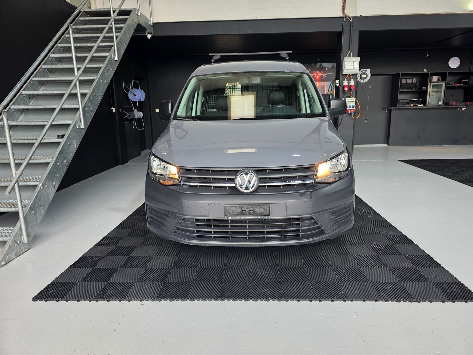 VW Caddy 1.2 TSI Entry BlueMotion Technology, Essence, Occasion / Utilisé, Manuelle - 2