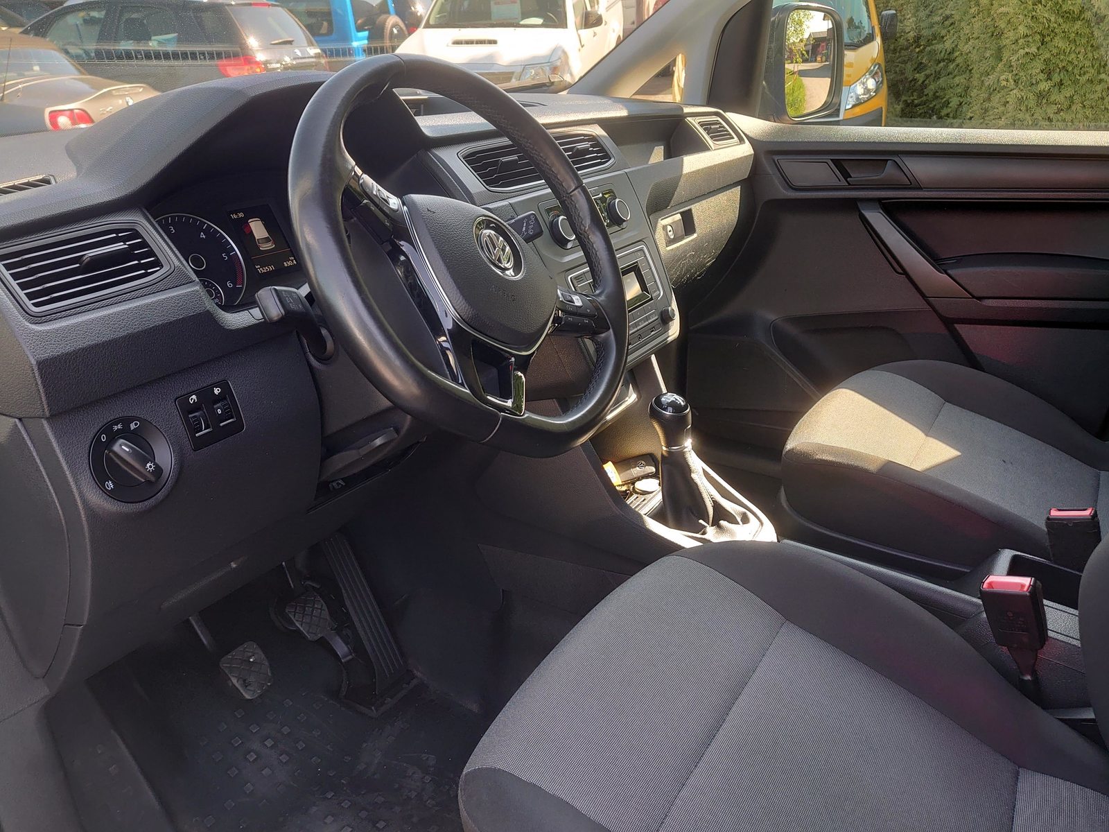 VW Maxi 2.0 TDI Trendline 4m, Diesel, Second hand / Used, Manual - 6