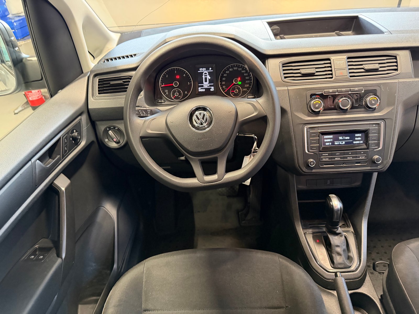 VW Caddy 2.0TDI BlueMotion Technology DSG, Diesel, Second hand / Used, Automatic - 3