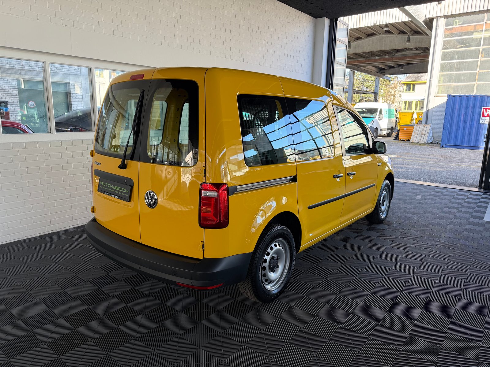 VW Caddy 1.0 TSI BlueMotion Technology, Essence, Occasion / Utilisé, Manuelle - 3