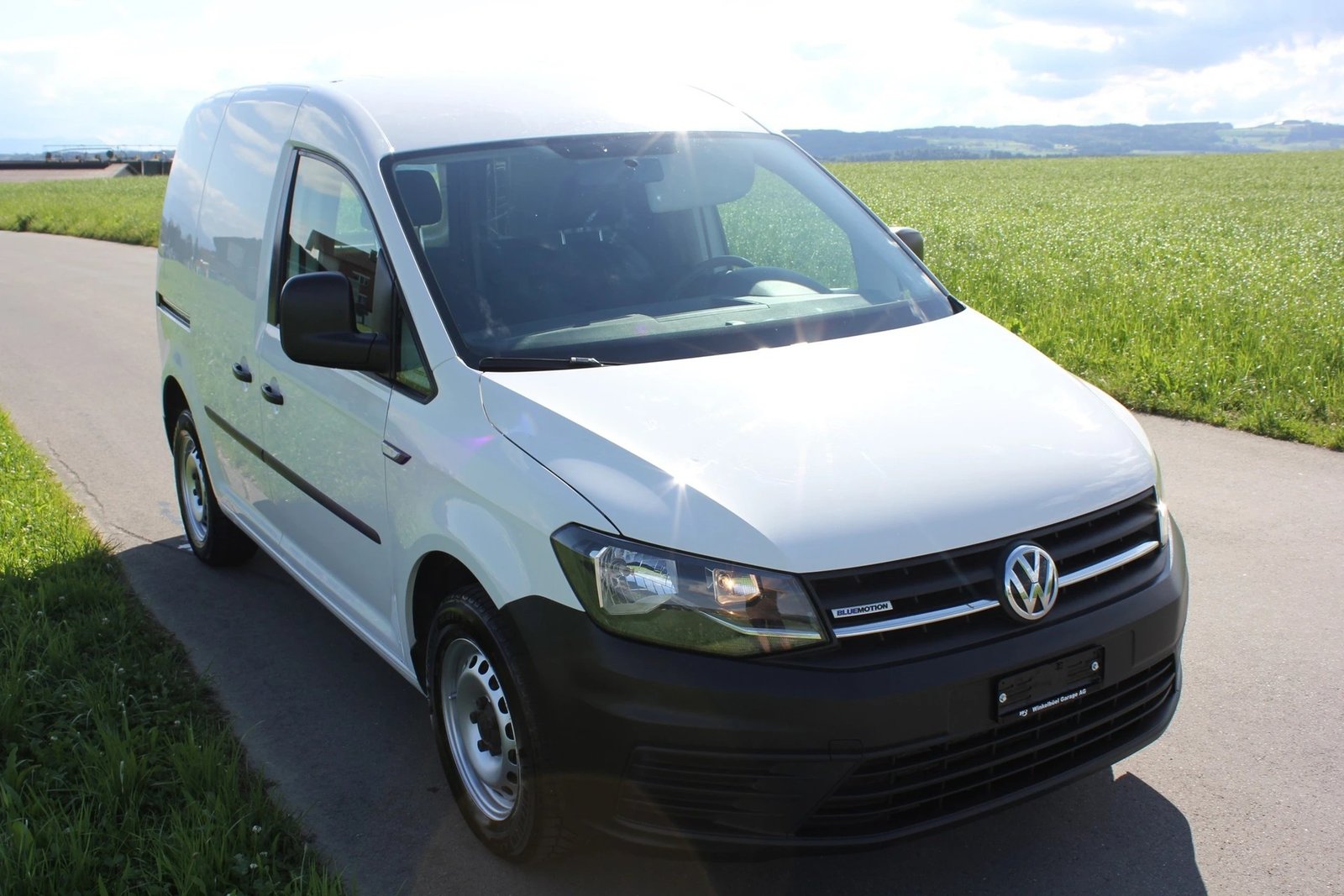 VW Caddy 1.4TGI BlueMotion Technology DSG, Second hand / Used, Automatic - 2