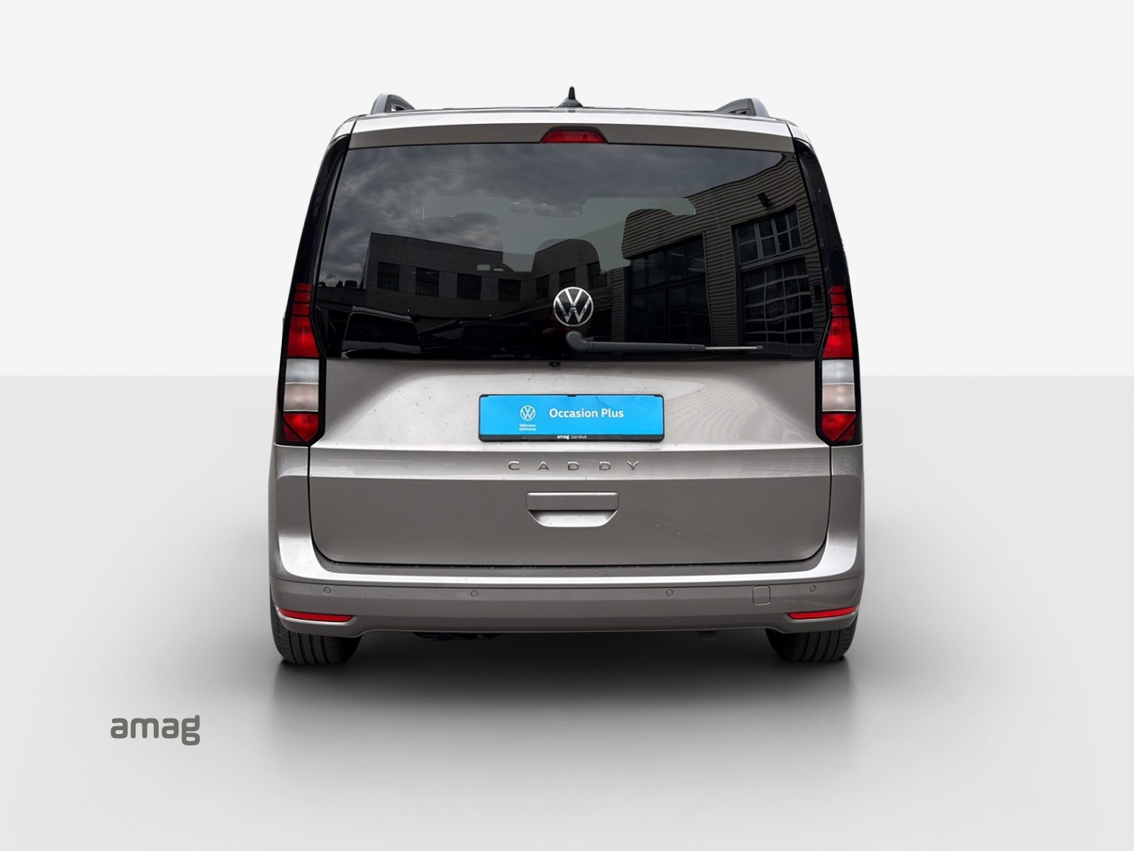 VW Caddy Liberty, Petrol, Second hand / Used, Automatic - 4