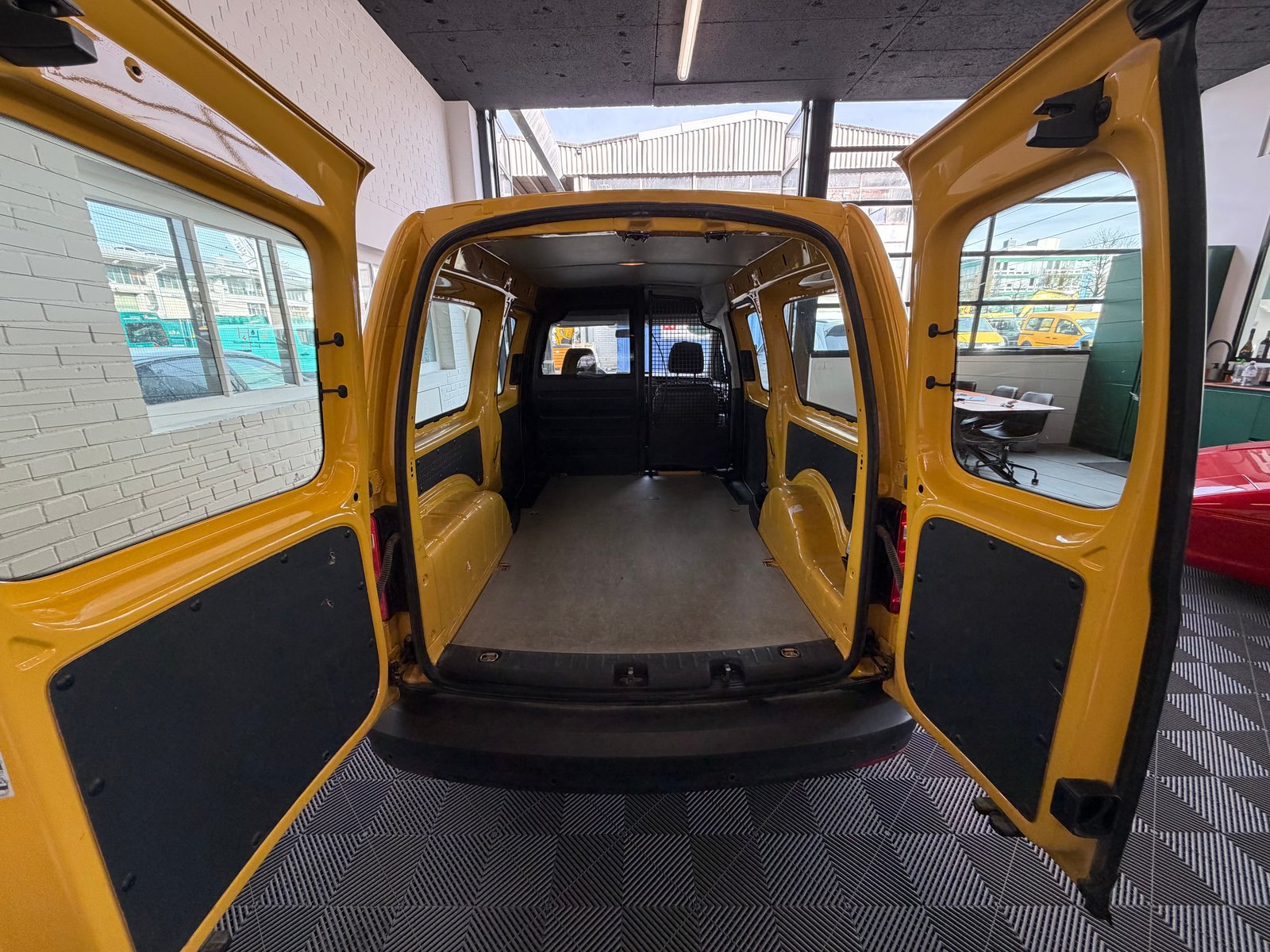 VW Caddy Maxi 1.0TSI BlueMotion Technology, Essence, Occasion / Utilisé, Manuelle - 5