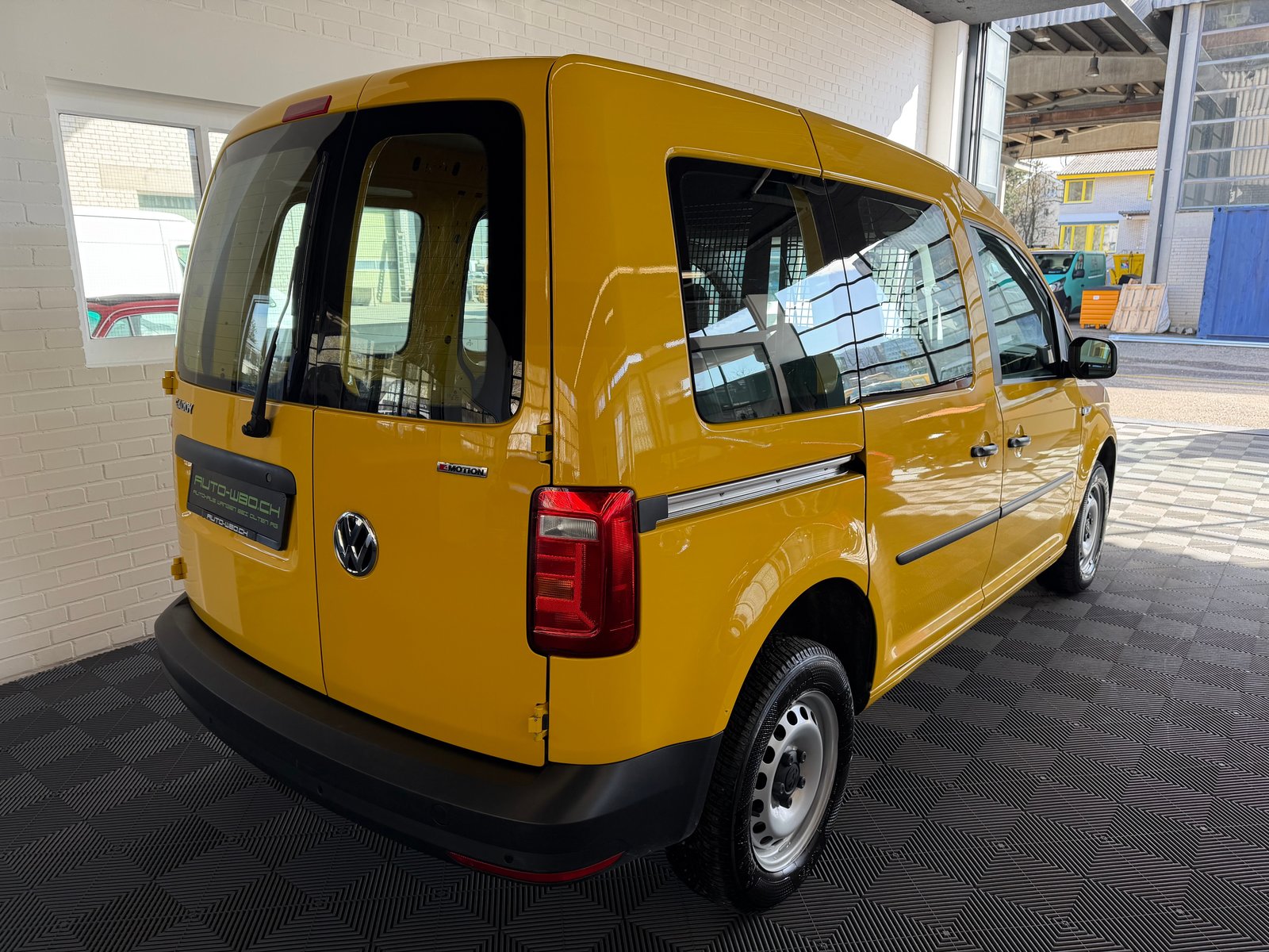 VW Caddy 2.0TDI 4X4 4Motion BlueMotion Technology, Diesel, Occasion / Utilisé, Manuelle - 3