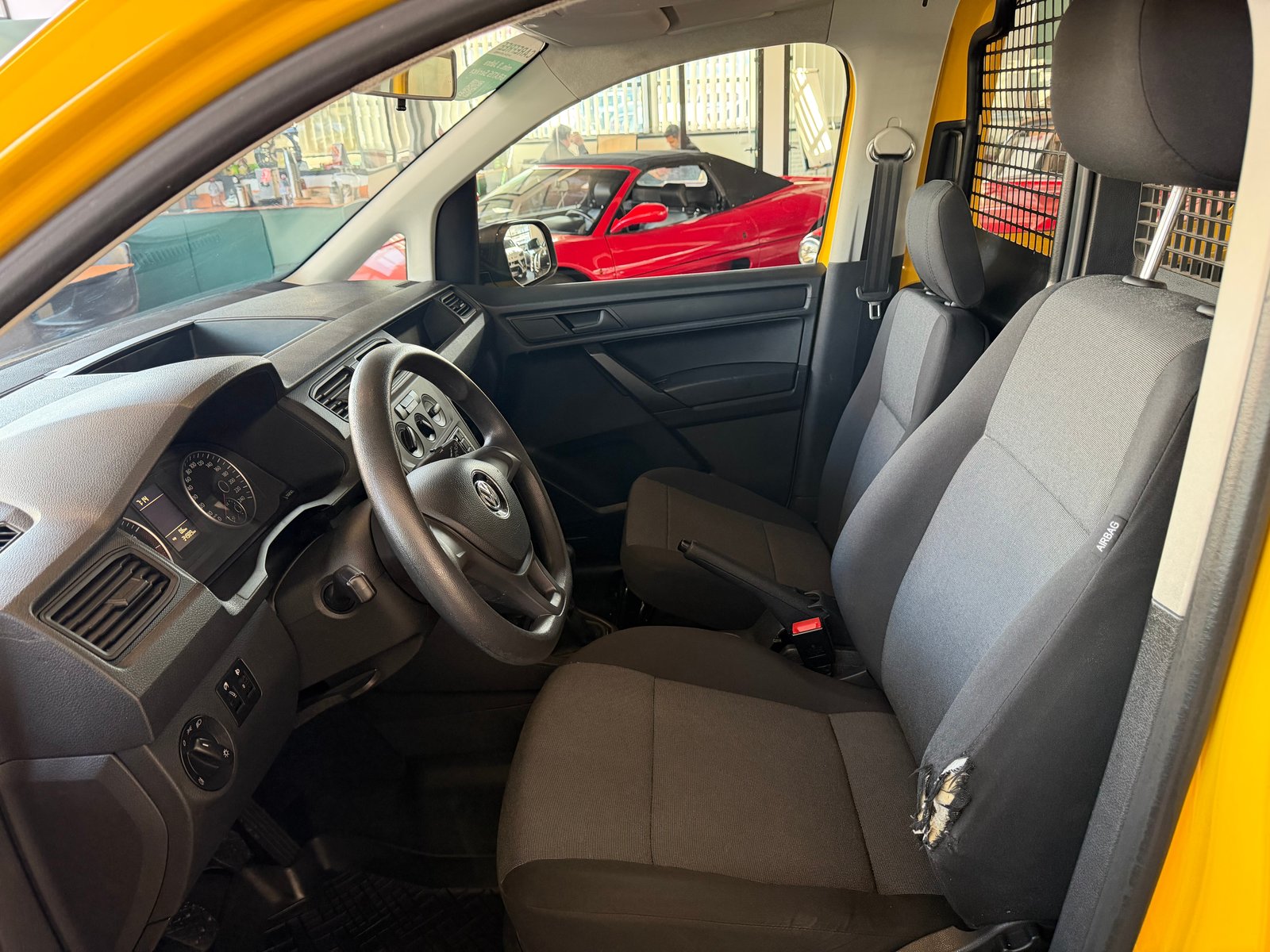 VW Caddy 1.0 TSI BlueMotion Technology, Essence, Occasion / Utilisé, Manuelle - 6