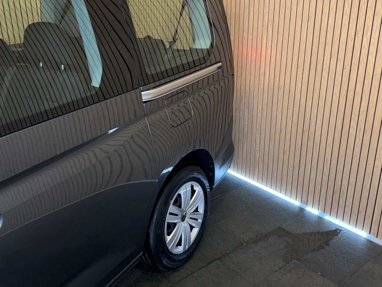 VW Caddy Maxi 2.0 TDI, Diesel, Occasion / Utilisé, Manuelle - 3