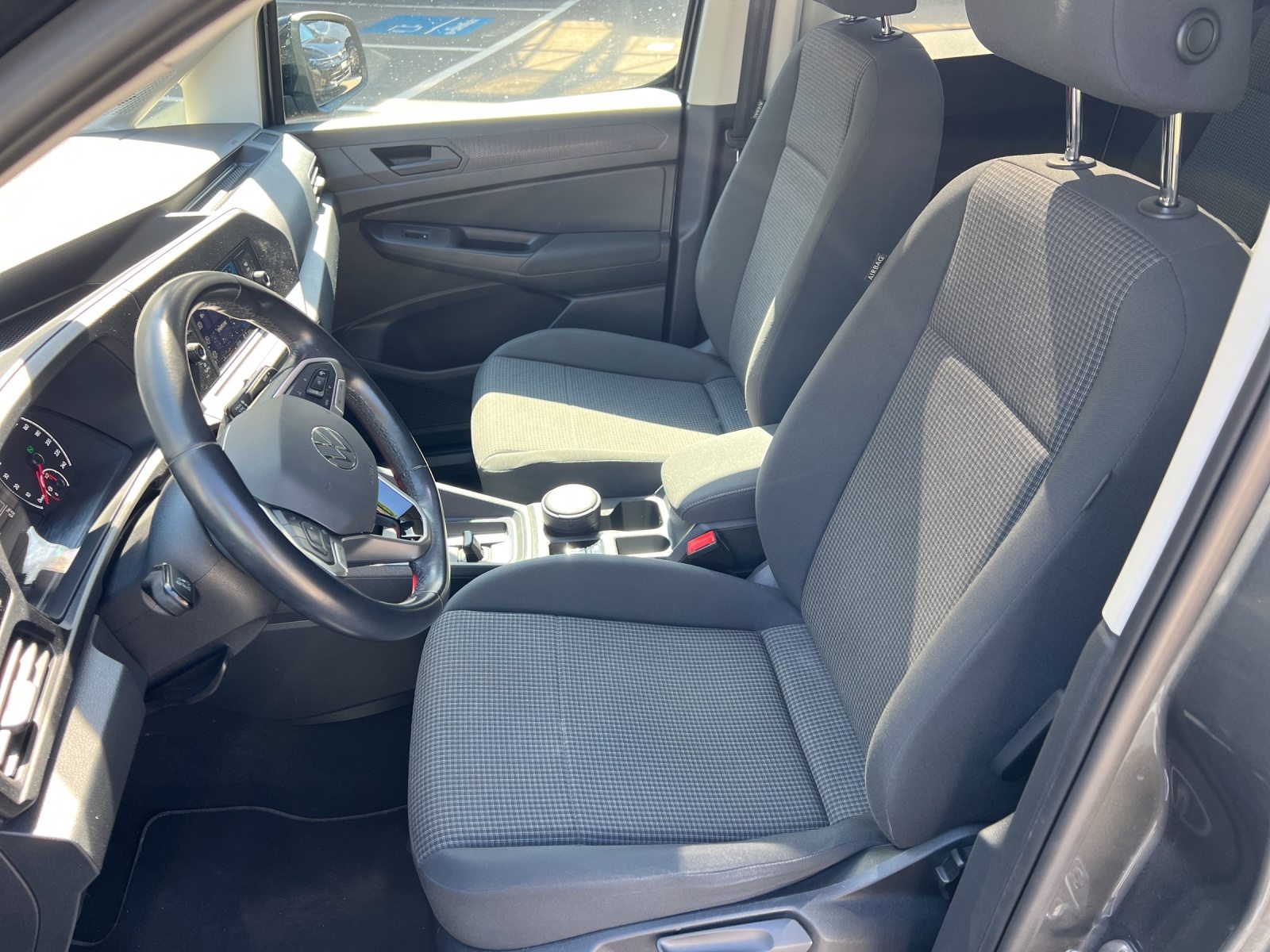 VW Caddy California Spirit, Diesel, Second hand / Used, Automatic - 7