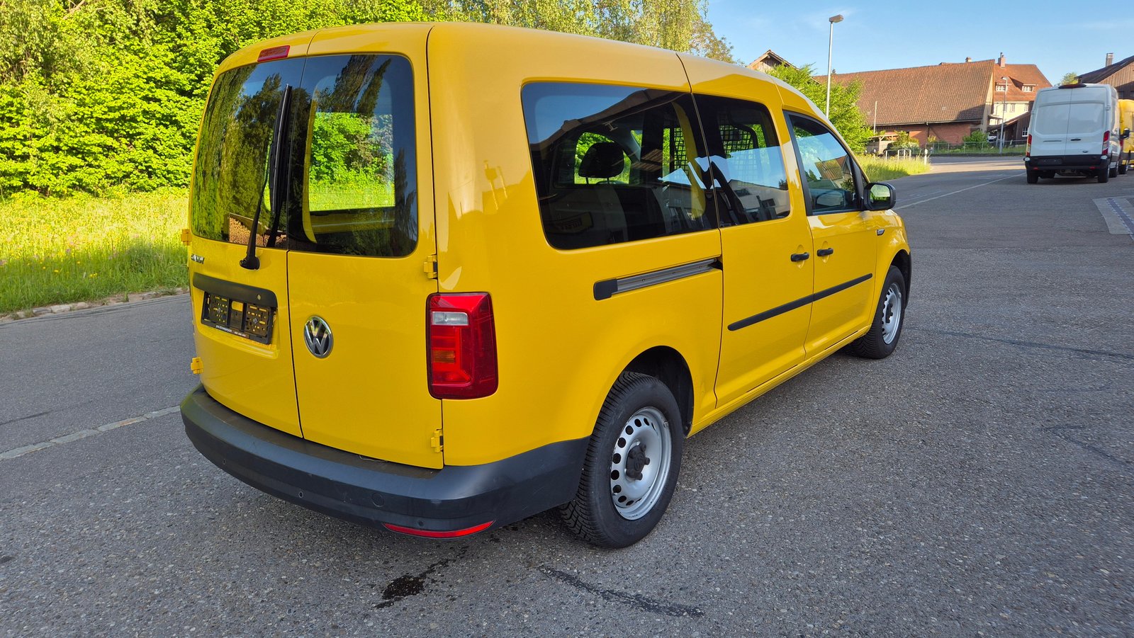VW Caddy Maxi 1.0TSI BlueMotion Technology, Essence, Occasion / Utilisé, Manuelle - 4