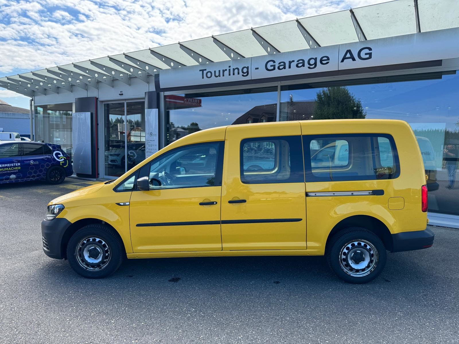 VW Caddy Maxi 2.0TDI 4Motion BlueMotion Technology DSG 4x4, Diesel, Second hand / Used, Automatic - 2