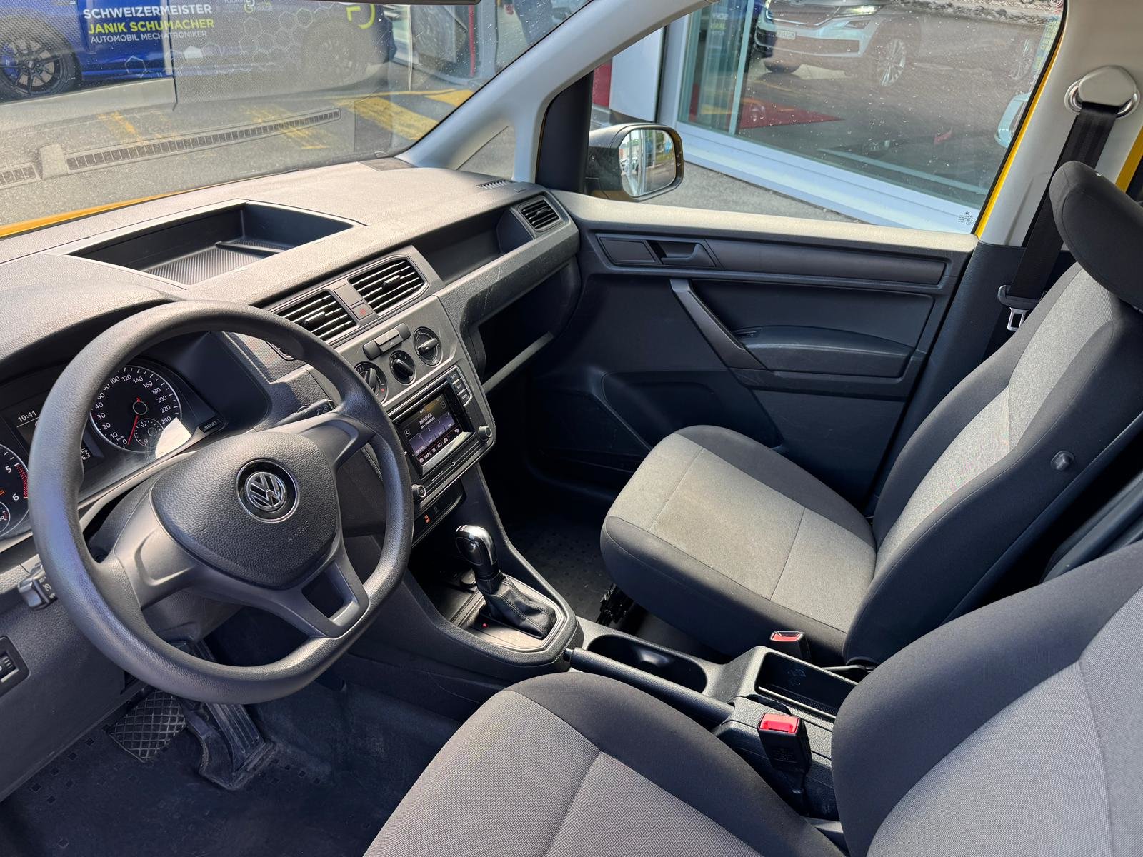VW Caddy Maxi 2.0TDI 4Motion BlueMotion Technology DSG 4x4, Diesel, Second hand / Used, Automatic - 7