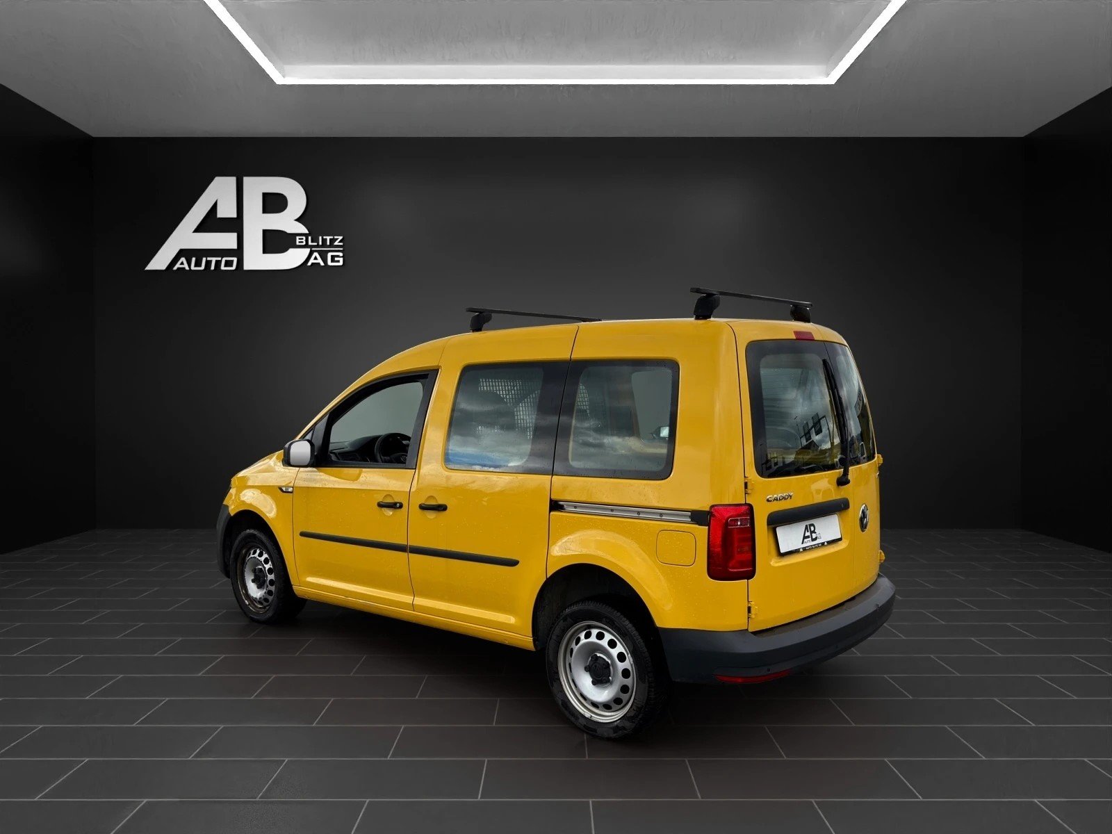 VW Caddy 2.0TDI 4Motion BlueMotion Technology DSG mit 150 PS, Diesel, Occasion / Utilisé, Automatique - 3