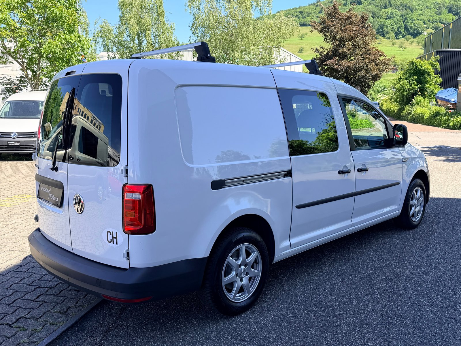 VW Caddy Maxi 1.0TSI BlueMotion Technology, Petrol, Second hand / Used, Manual - 3