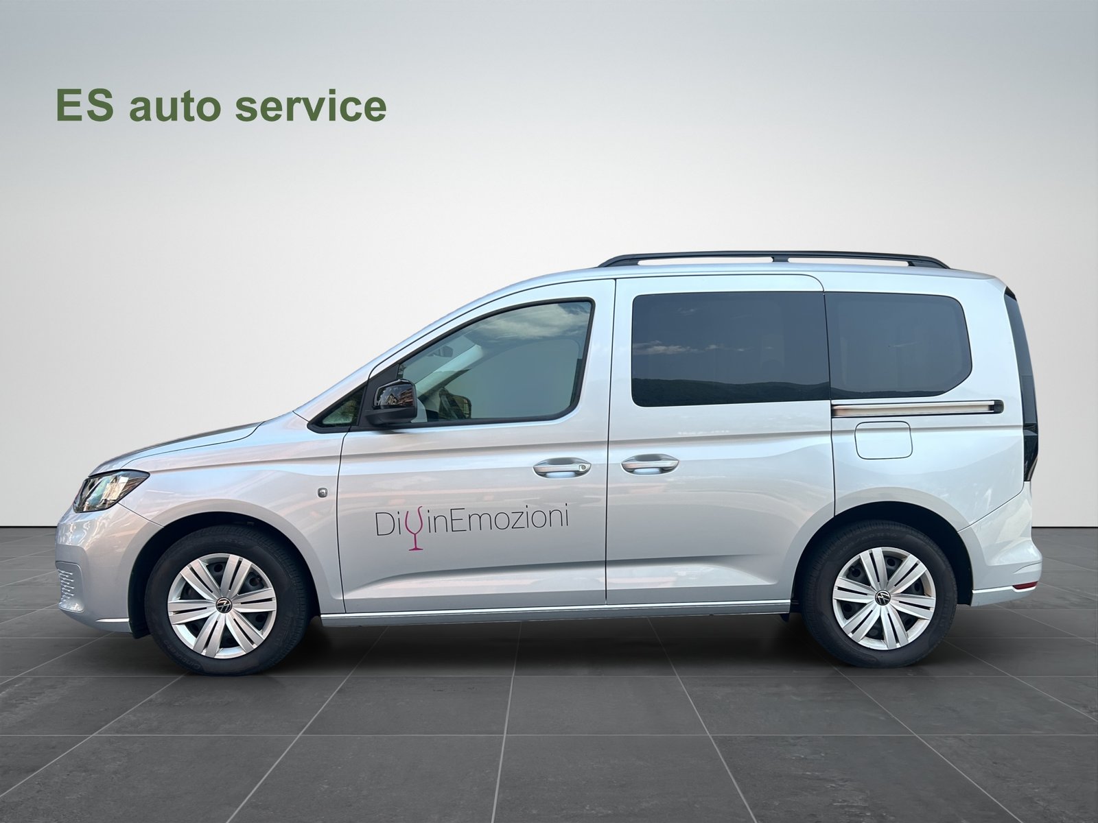 VW Caddy 2.0 TDI Liberty DSG, Diesel, Second hand / Used, Automatic - 3