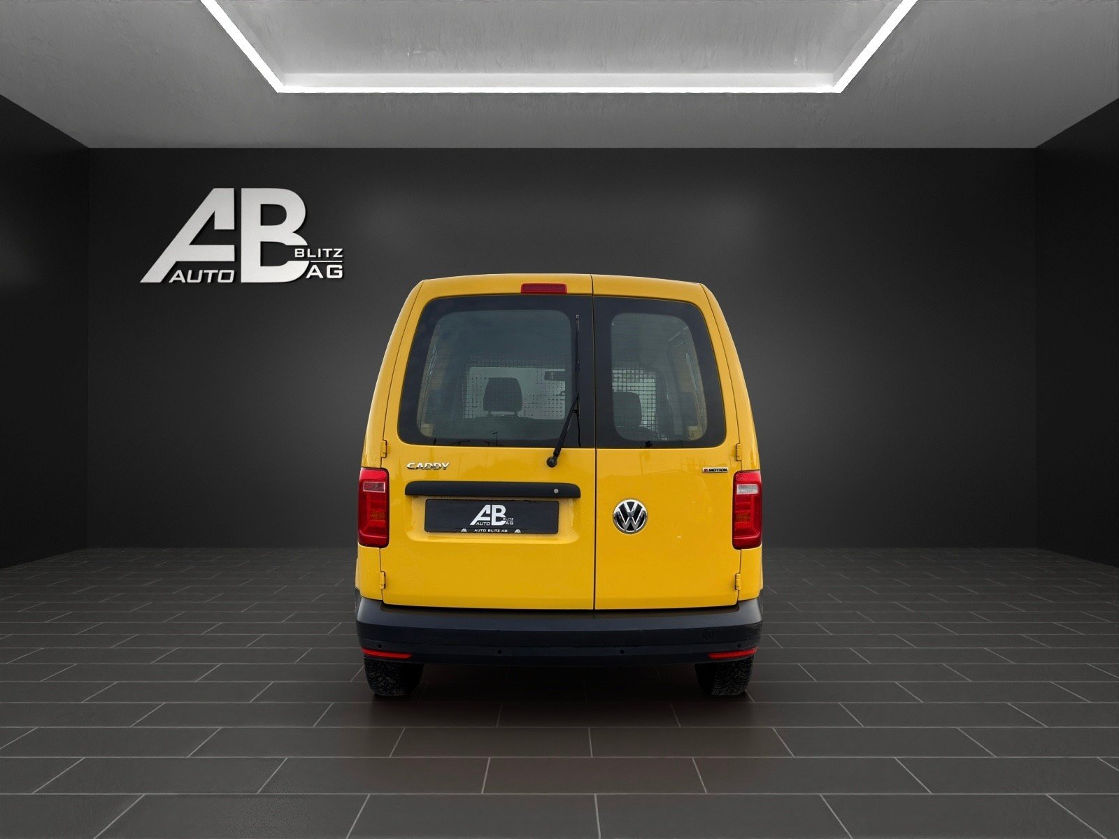 VW Caddy 2.0TDI 4Motion BlueMotion Technology mit 122 PS, Diesel, Occasion / Gebraucht, Handschaltung - 4