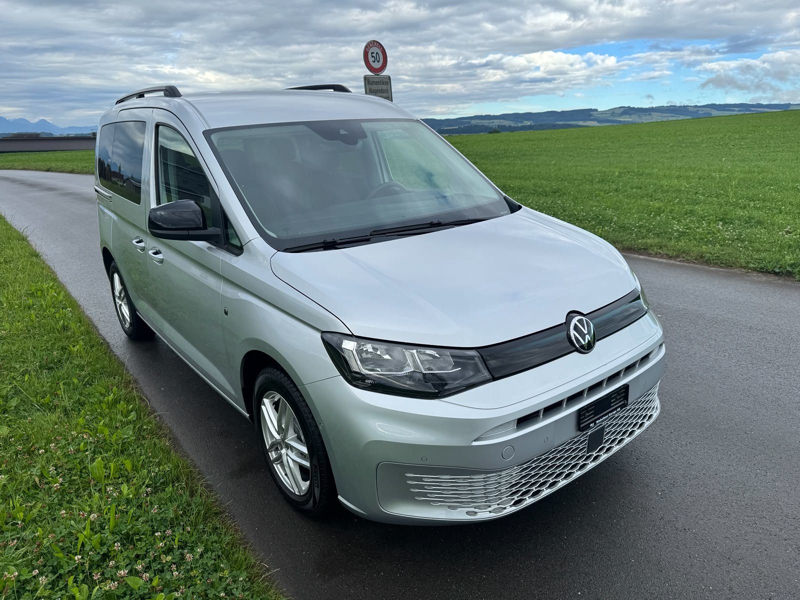 VW Caddy 2.0 TDI Liberty, Diesel, Second hand / Used, Manual - 2