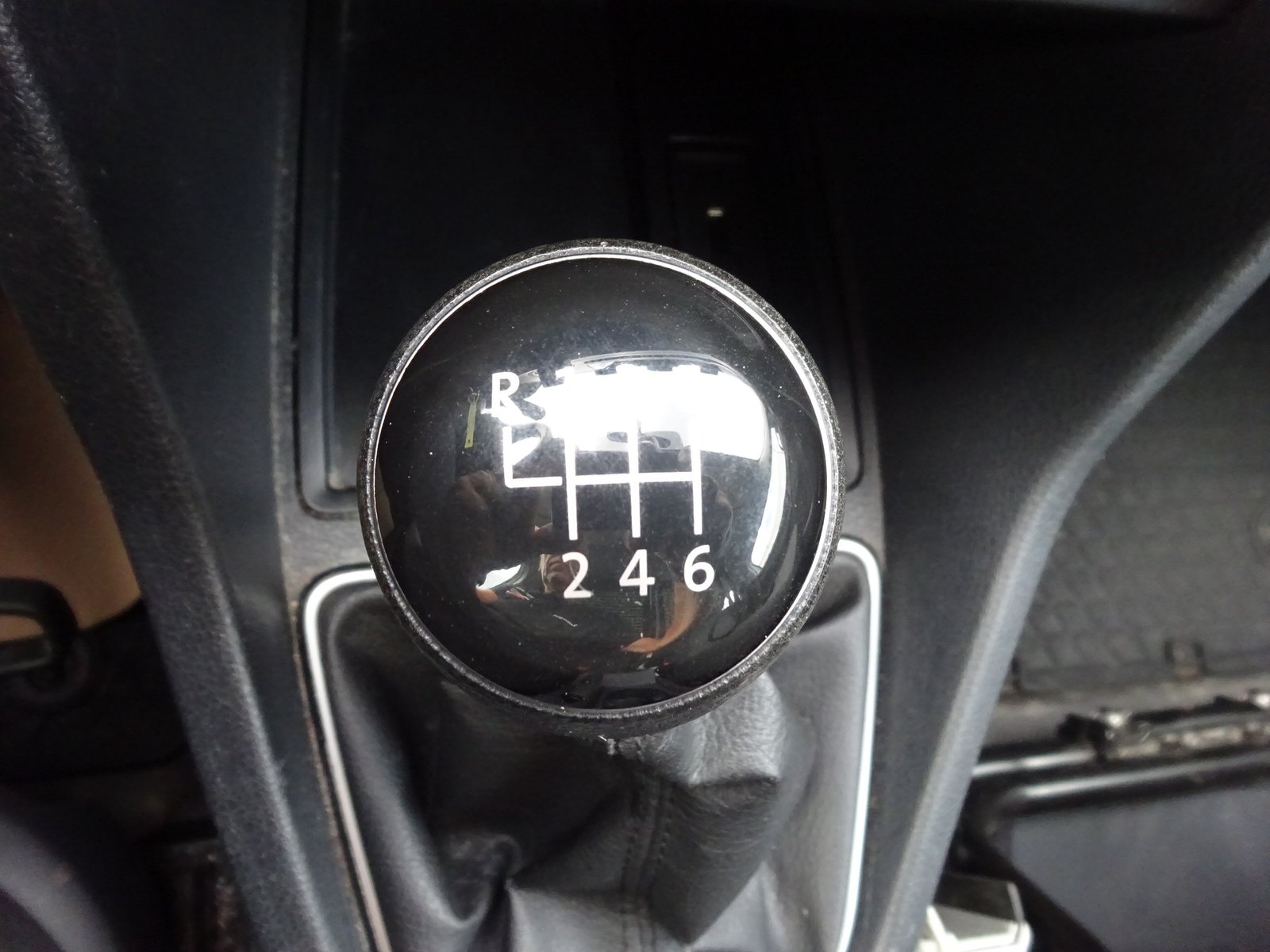 VW Caddy 2.0TDI 4Motion BlueMotion Technology, Diesel, Occasion / Gebraucht, Handschaltung - 7