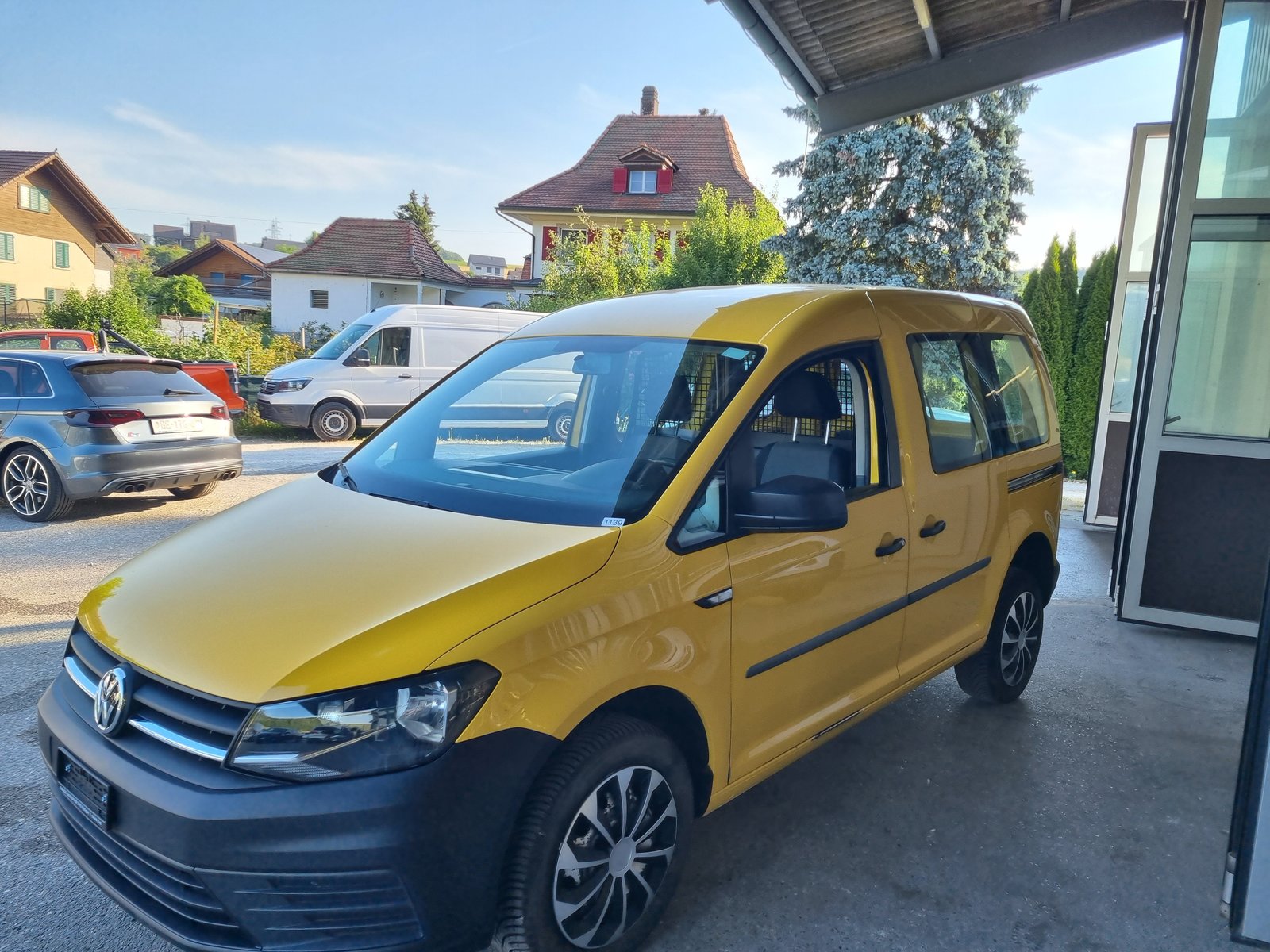 VW Caddy 2.0TDI 4Motion BlueMotion Technology DSG, Diesel, Occasion / Gebraucht, Automatik - 7