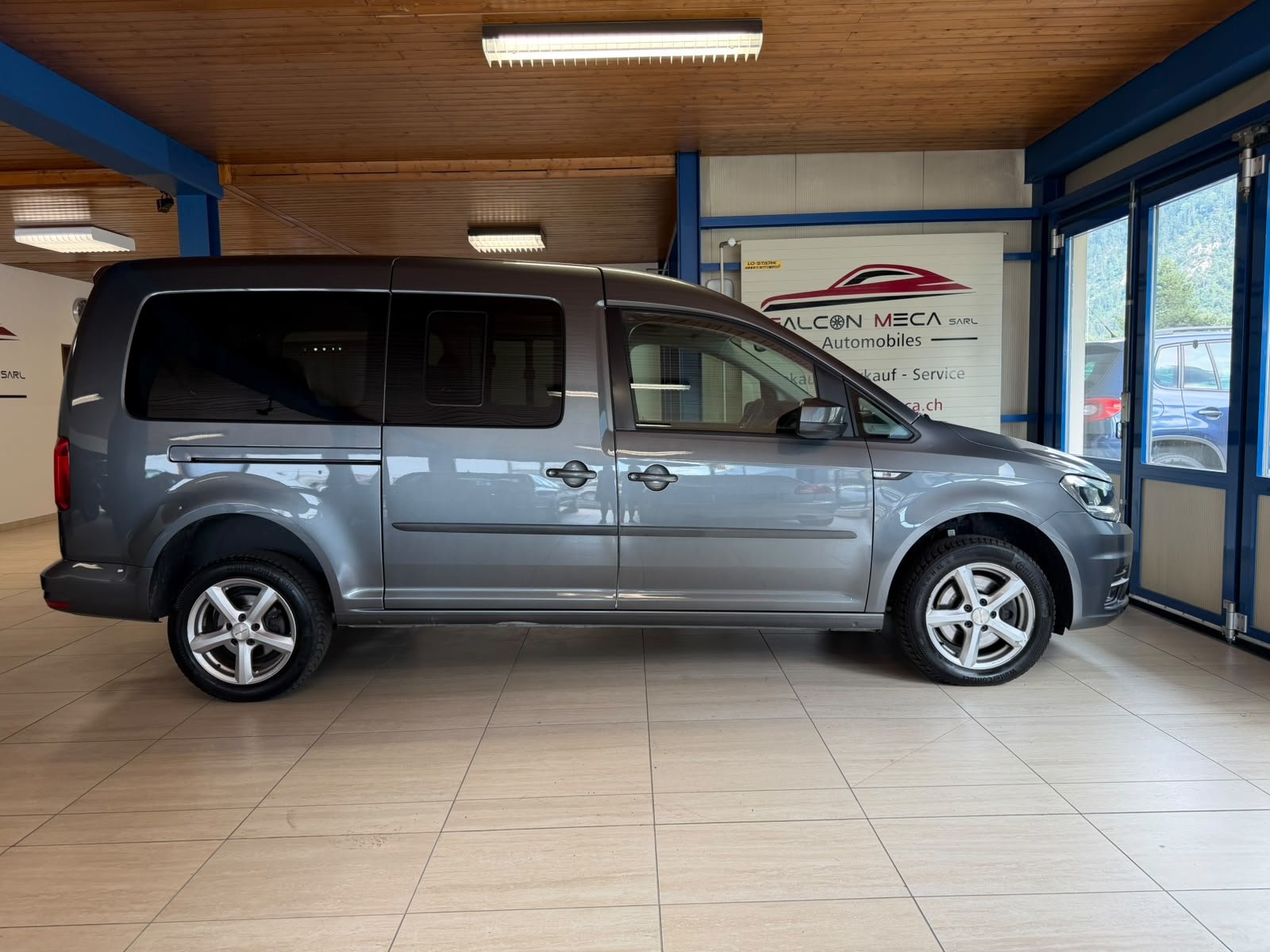 VW Caddy Maxi 2.0 TDI Comfortline 4Motion, Diesel, Occasion / Utilisé, Manuelle - 6
