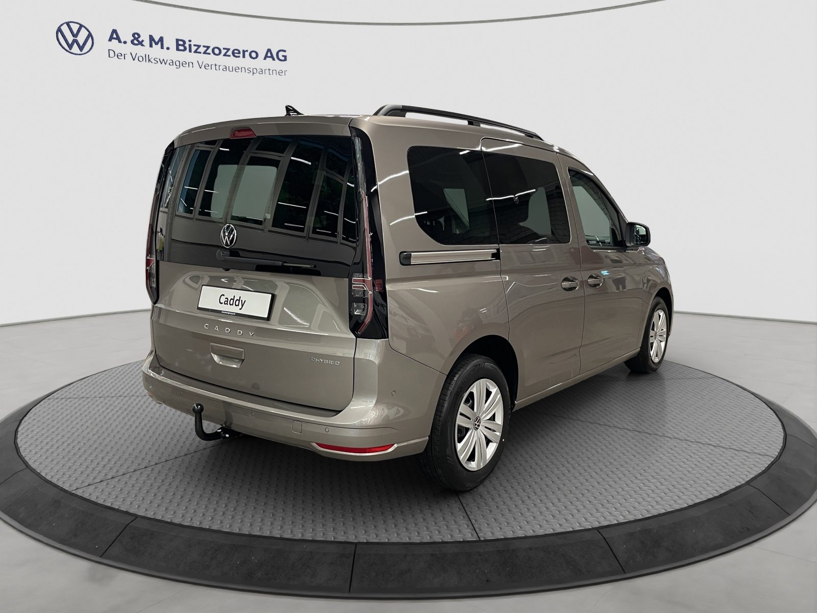VW Caddy Liberty, Voll-Hybrid Benzin/Elektro, Occasion / Gebraucht, Automatik - 5
