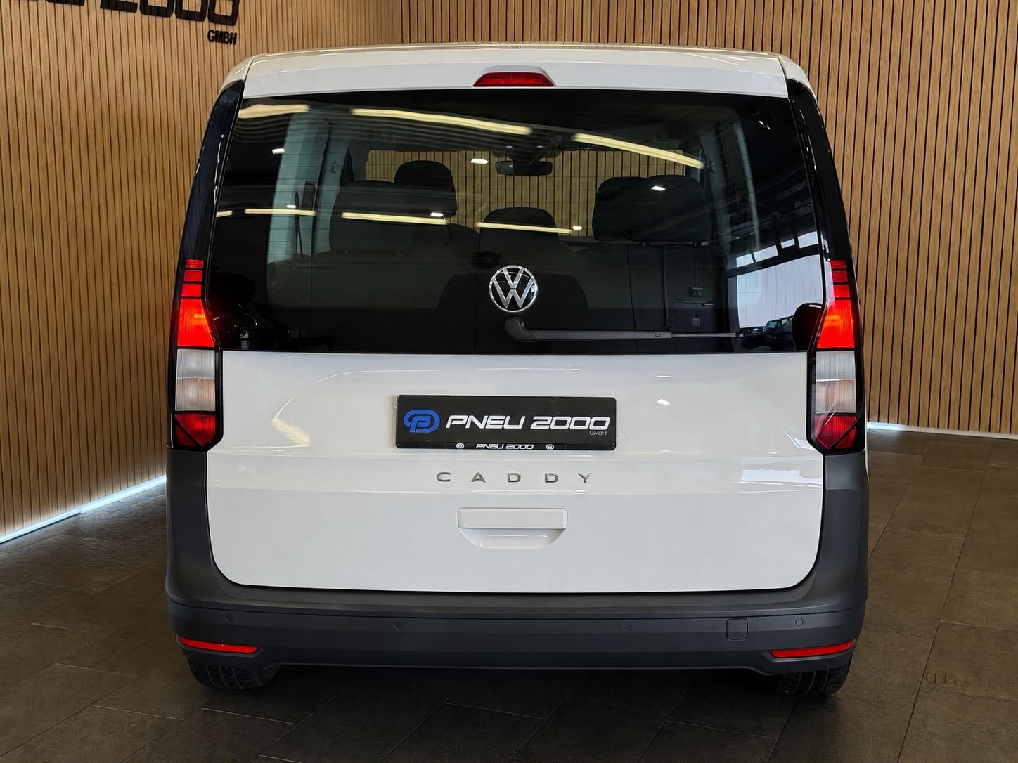 VW Caddy 2.0 TDI, Diesel, Second hand / Used, Manual - 4